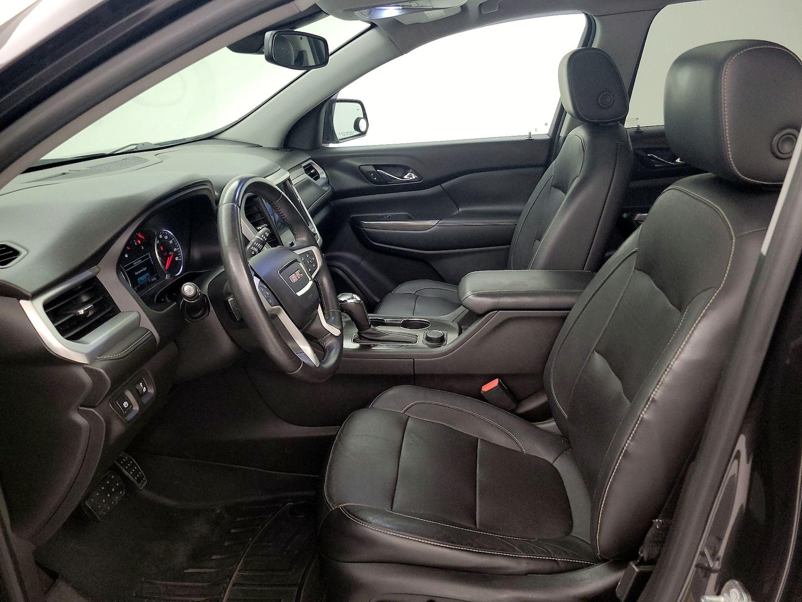 2017 GMC Acadia SLT-2 - Photo 12