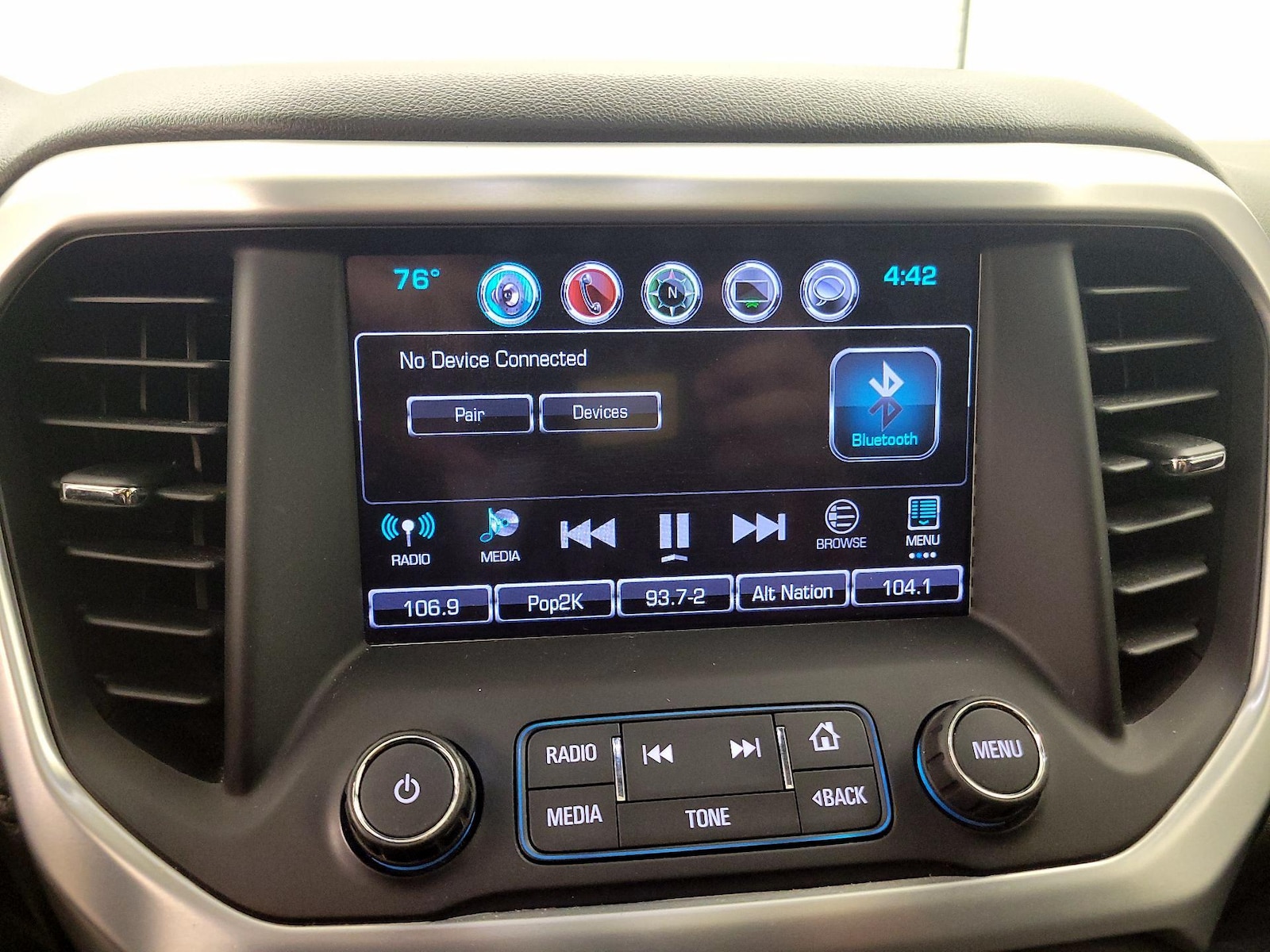 2017 GMC Acadia SLT-2 - Photo 16