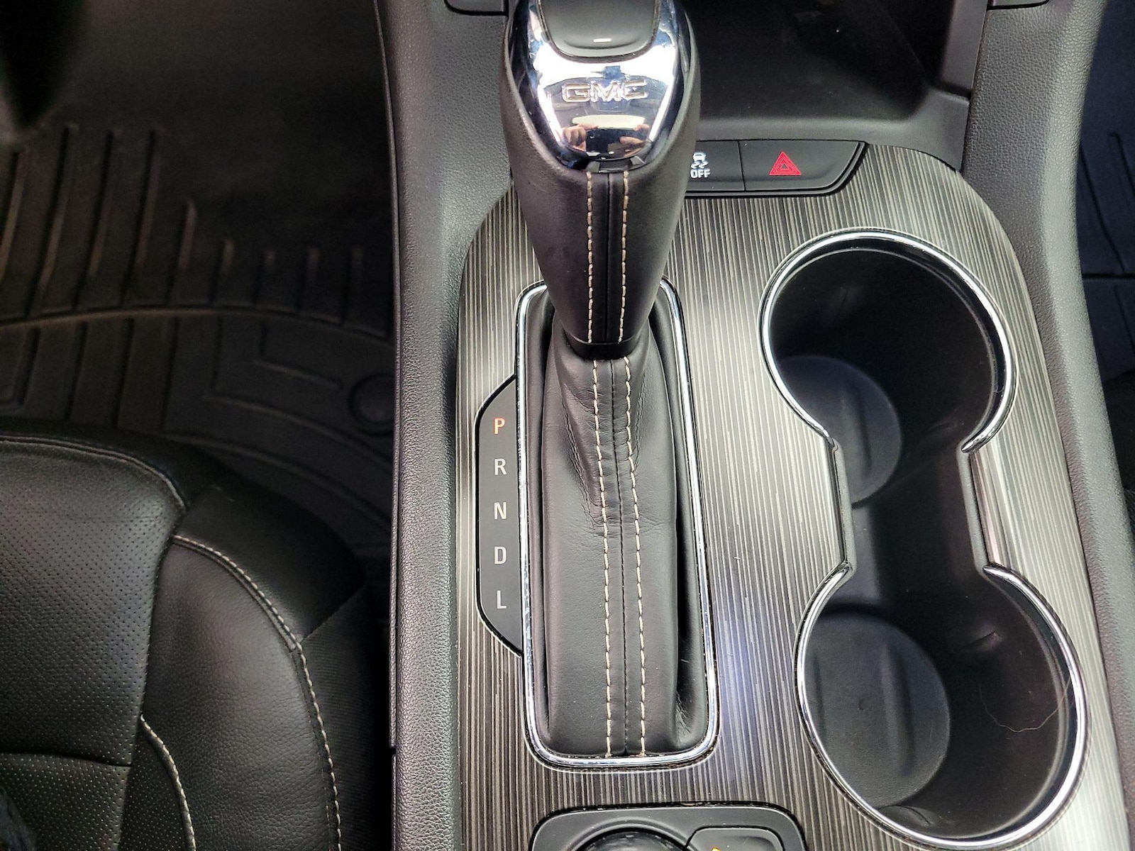 2017 GMC Acadia SLT-2 - Photo 18