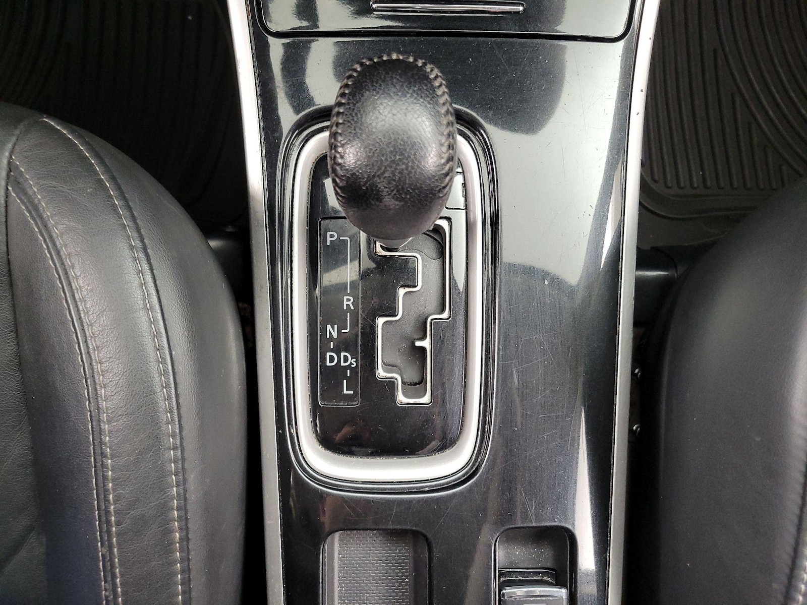 2019 Mitsubishi Outlander SEL - Photo 18