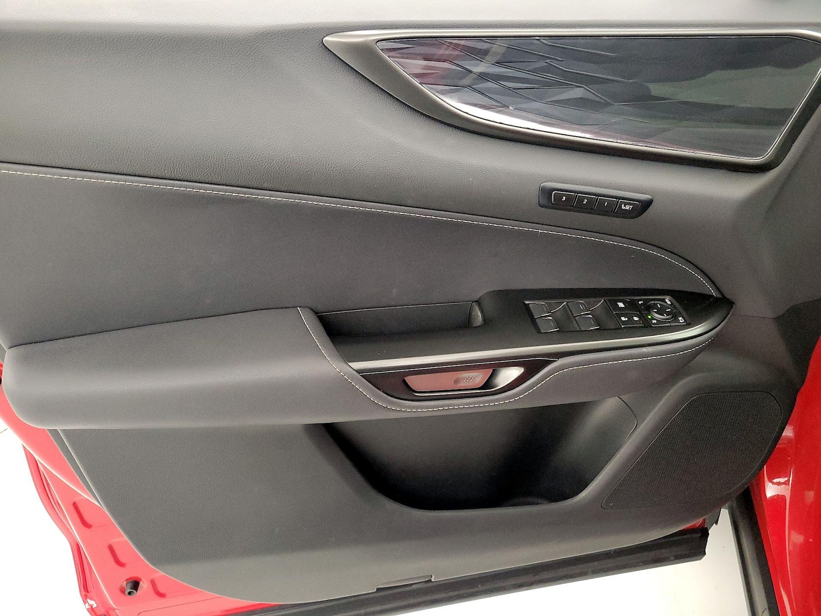 2025 Lexus NX 250 - Photo 13