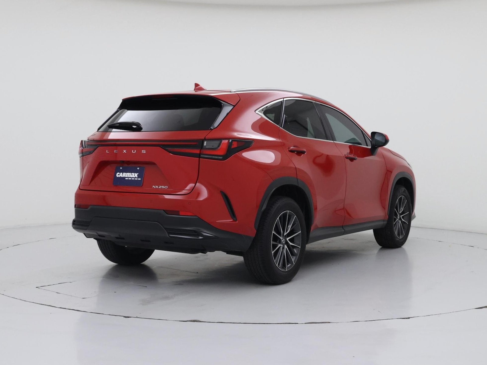 2025 Lexus NX 250 - Photo 9