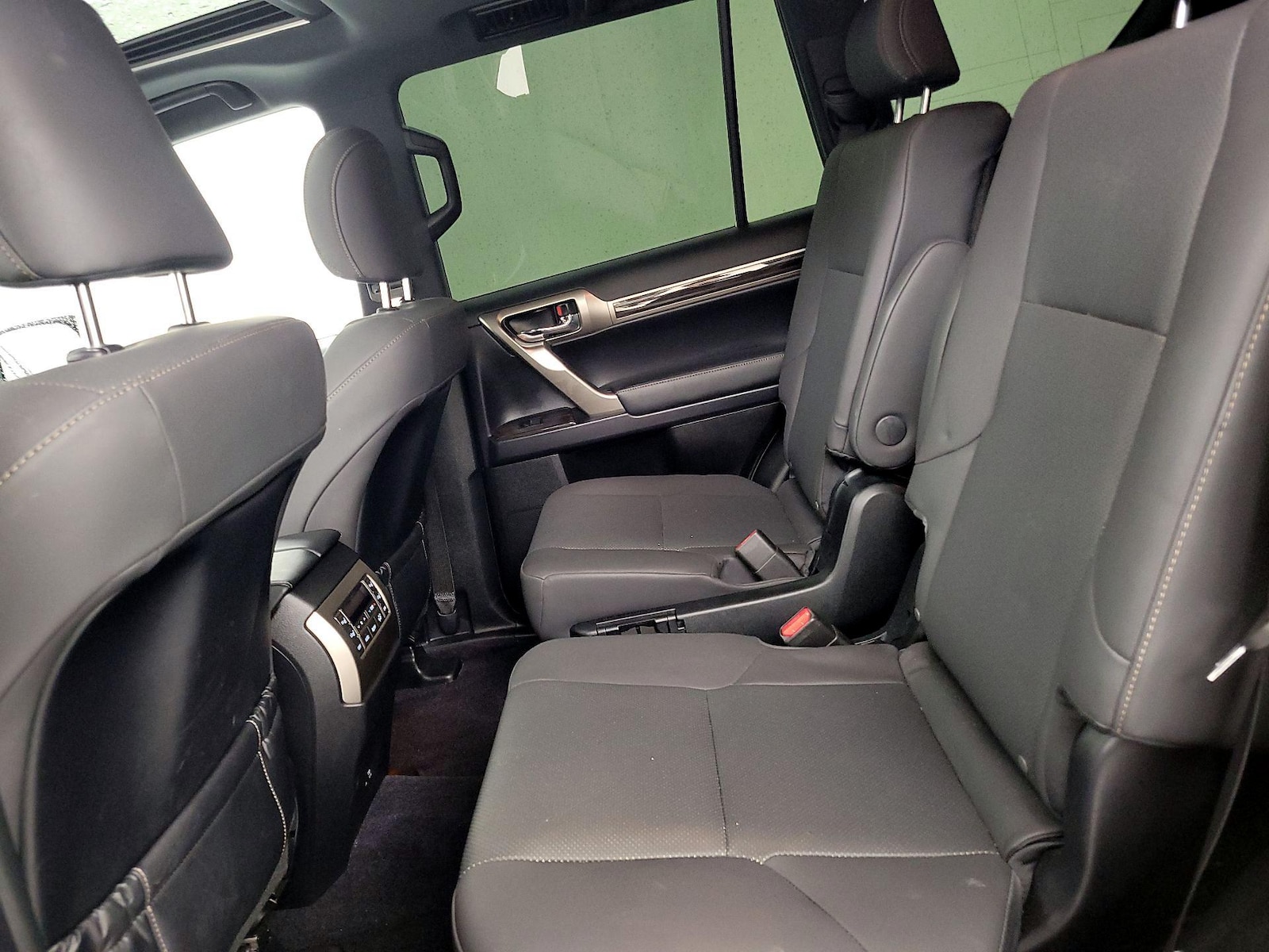 Rear Air Conditioning