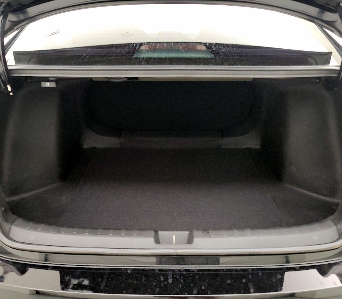 Trunk/Cargo (Seats Up)