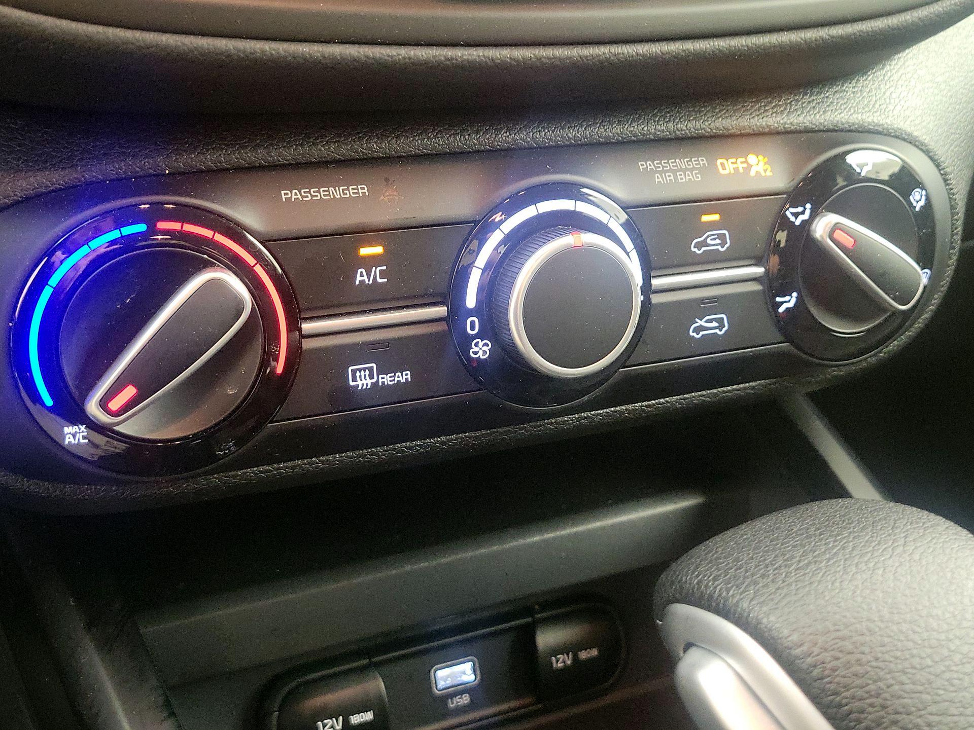 Thumbnail: 2025 Kia Soul - 16