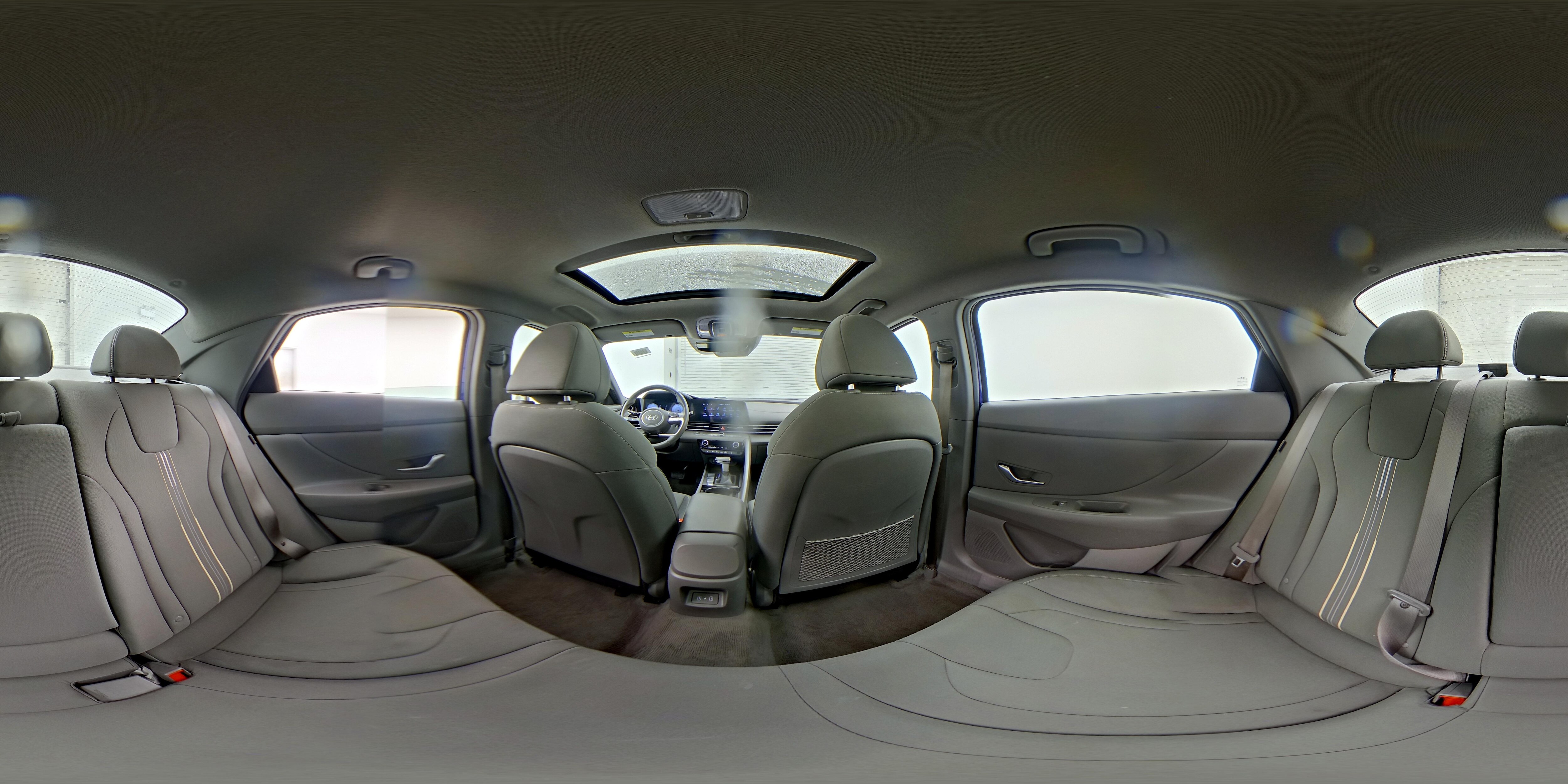 2025 Hyundai Elantra SEL - Photo 27