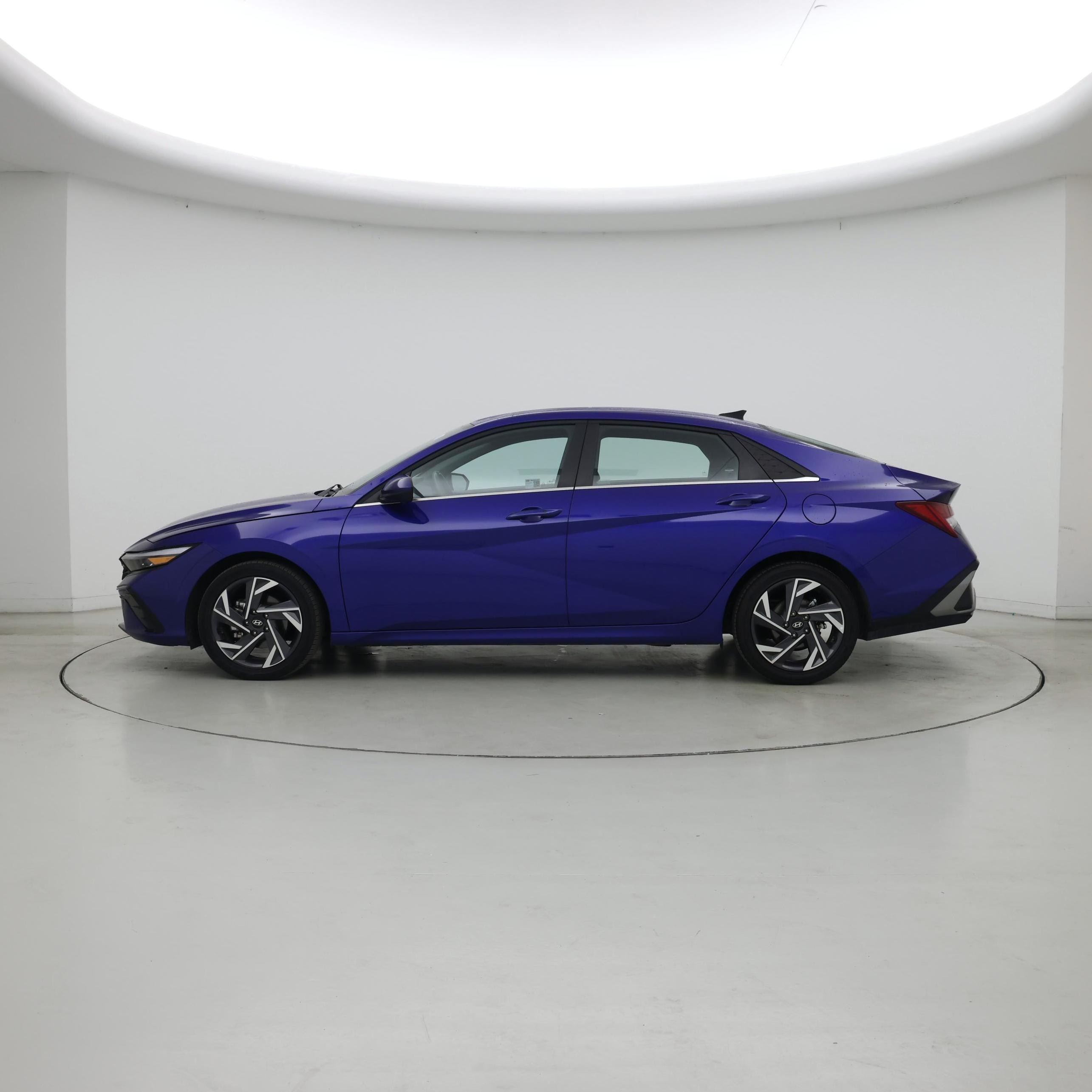 Thumbnail: 2025 Hyundai Elantra - 3