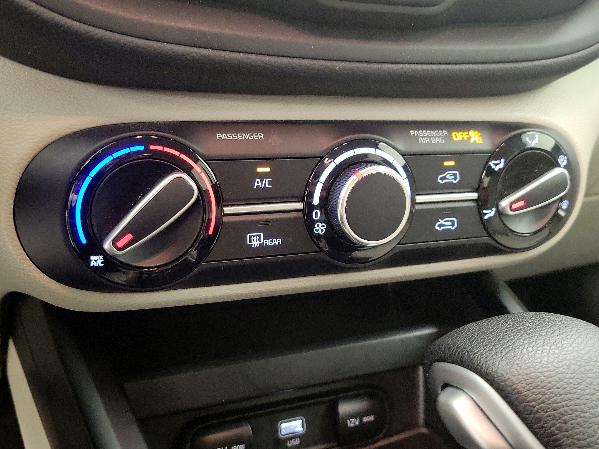 Thumbnail: 2025 Kia Soul - 16