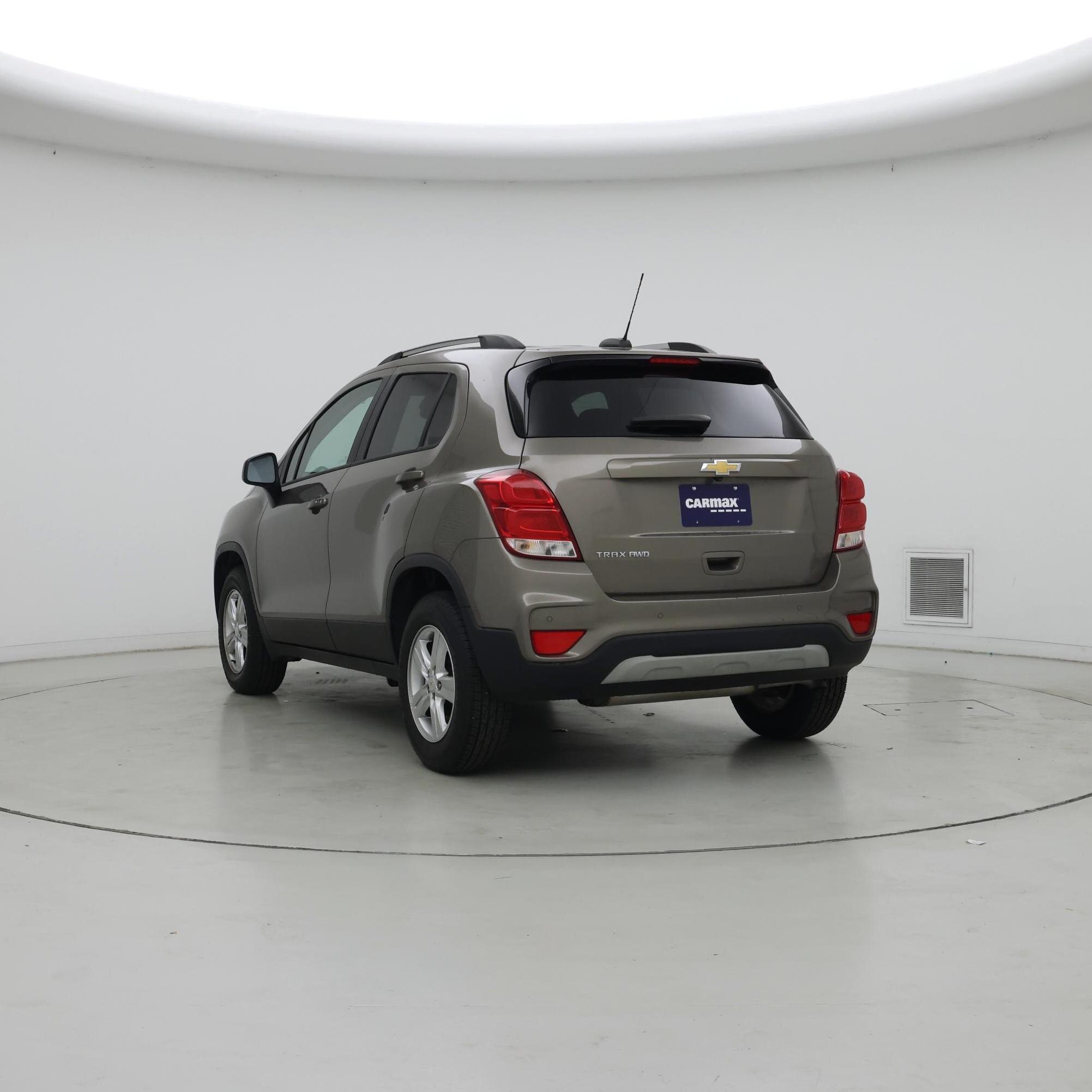 Thumbnail: 2022 Chevrolet Trax - 2