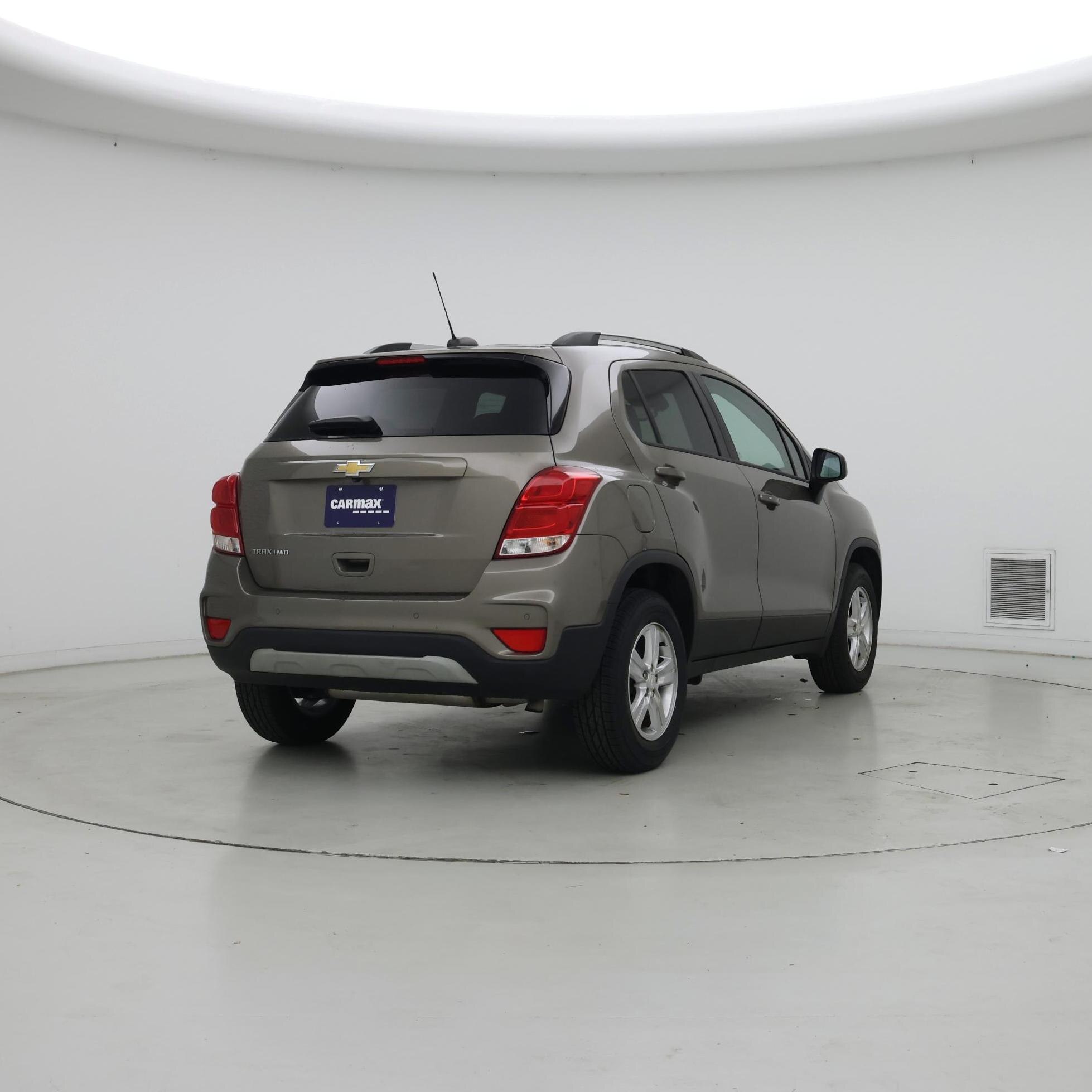 Thumbnail: 2022 Chevrolet Trax - 8