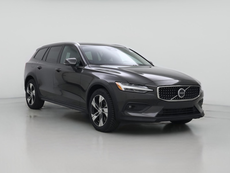2025 Volvo V60 Cross Country B5 Plus