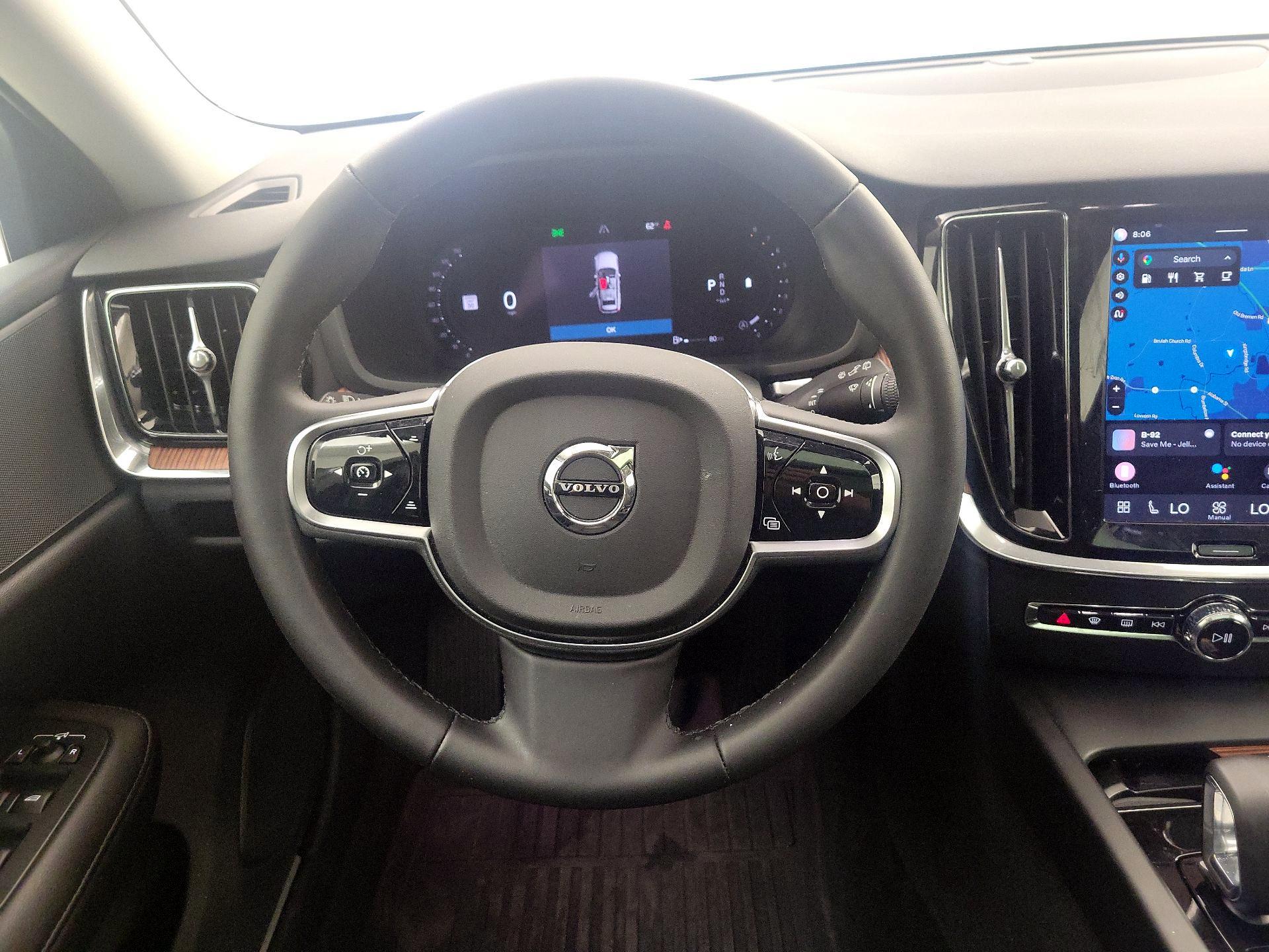 Thumbnail: 2025 Volvo S60 - 10