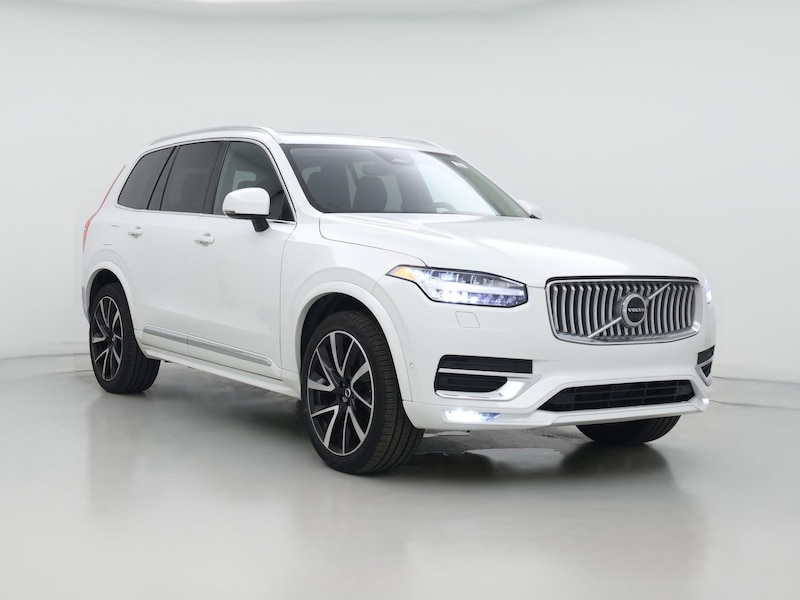 2023 Volvo XC90 B6 Plus