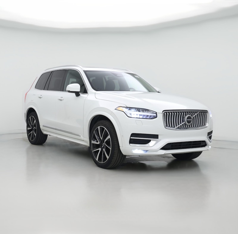 2023 Volvo XC90 B6 Plus