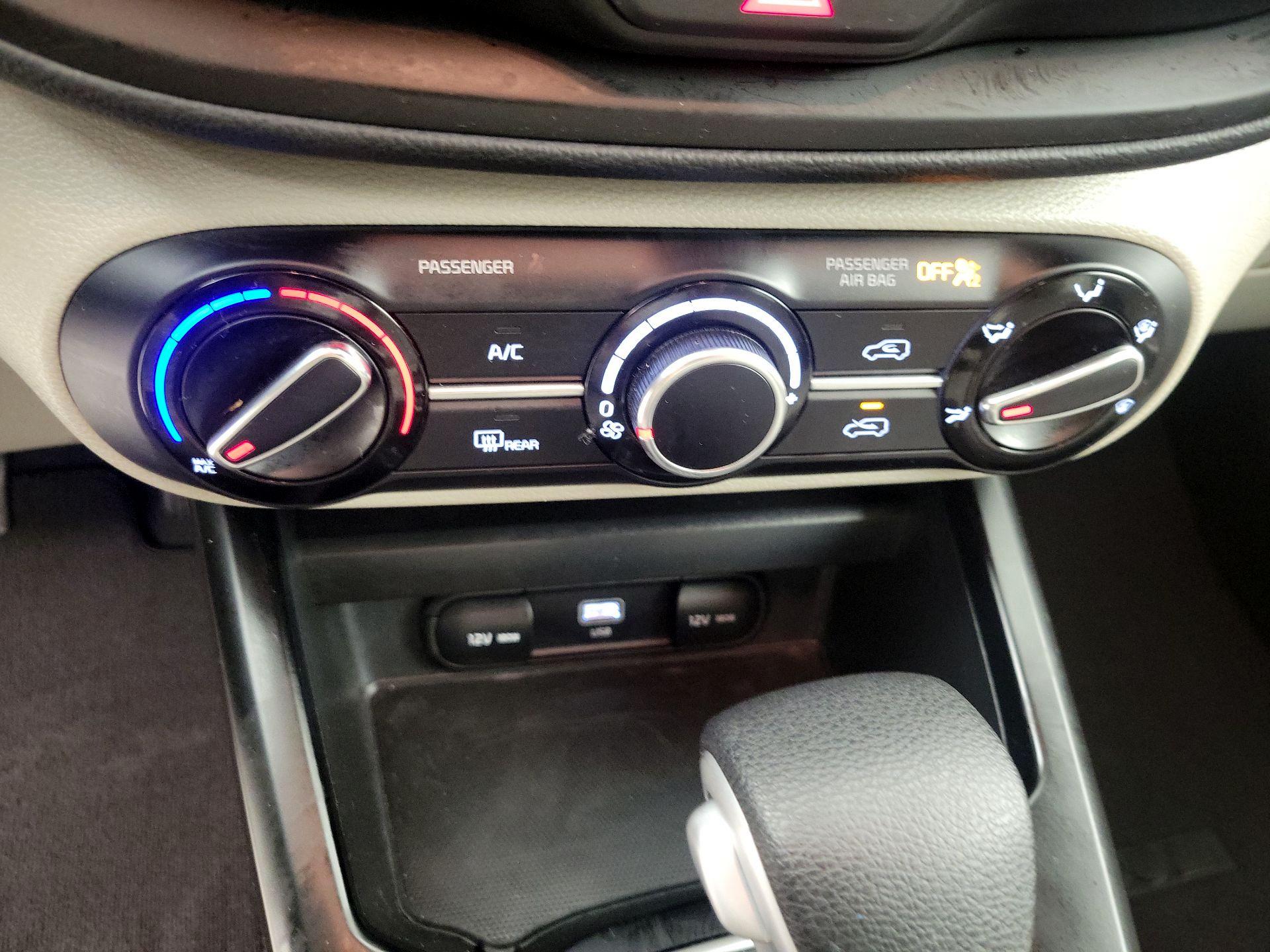 Thumbnail: 2025 Kia Soul - 16
