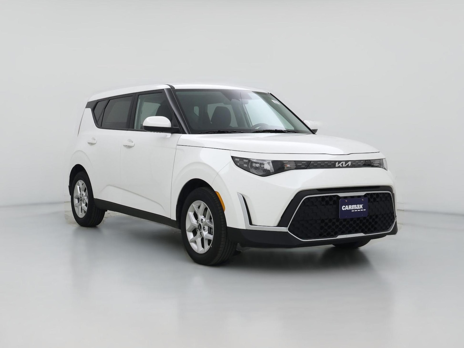 2025 Kia Soul LX - Photo 1