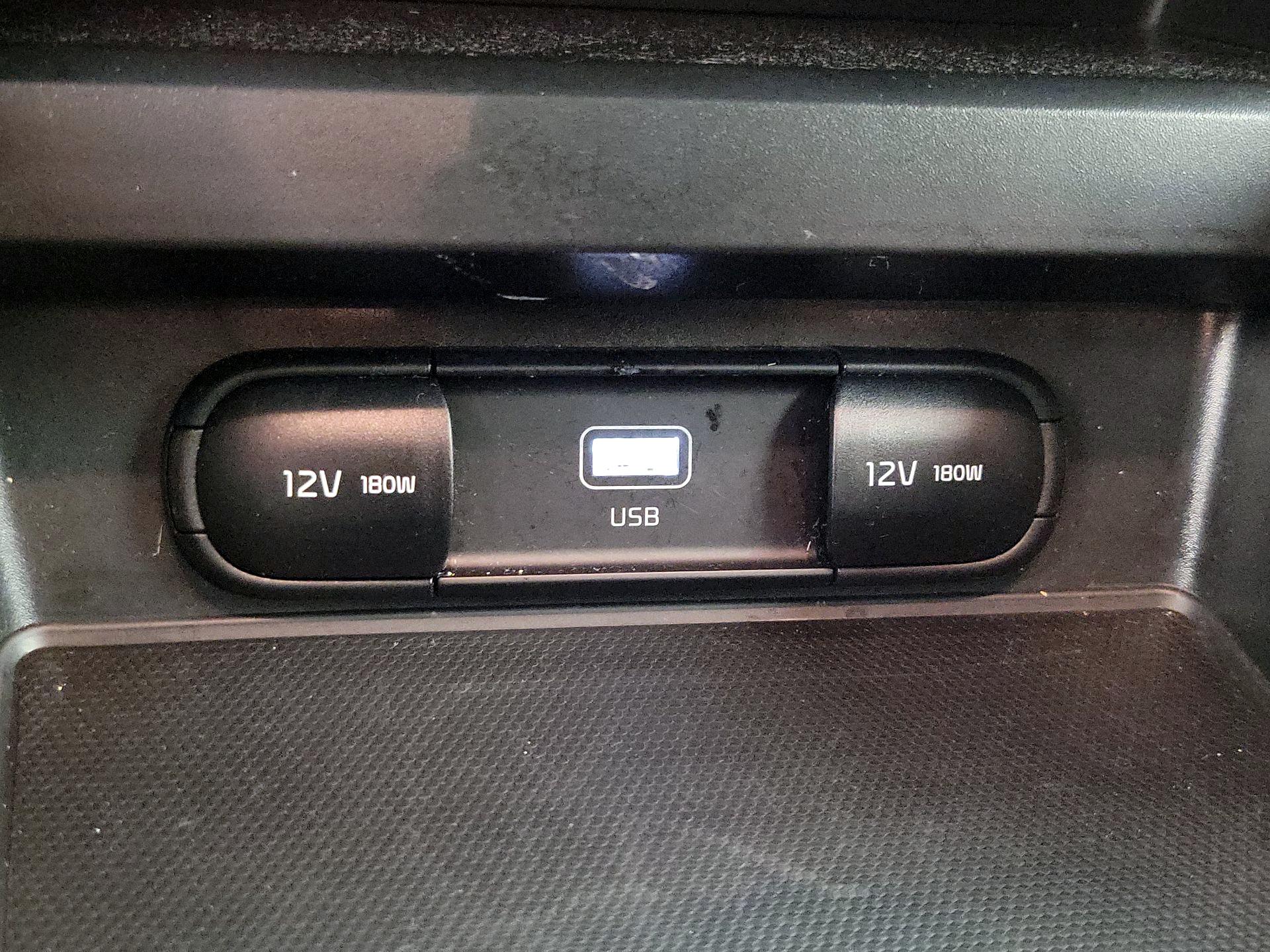 Thumbnail: 2025 Kia Soul - 18