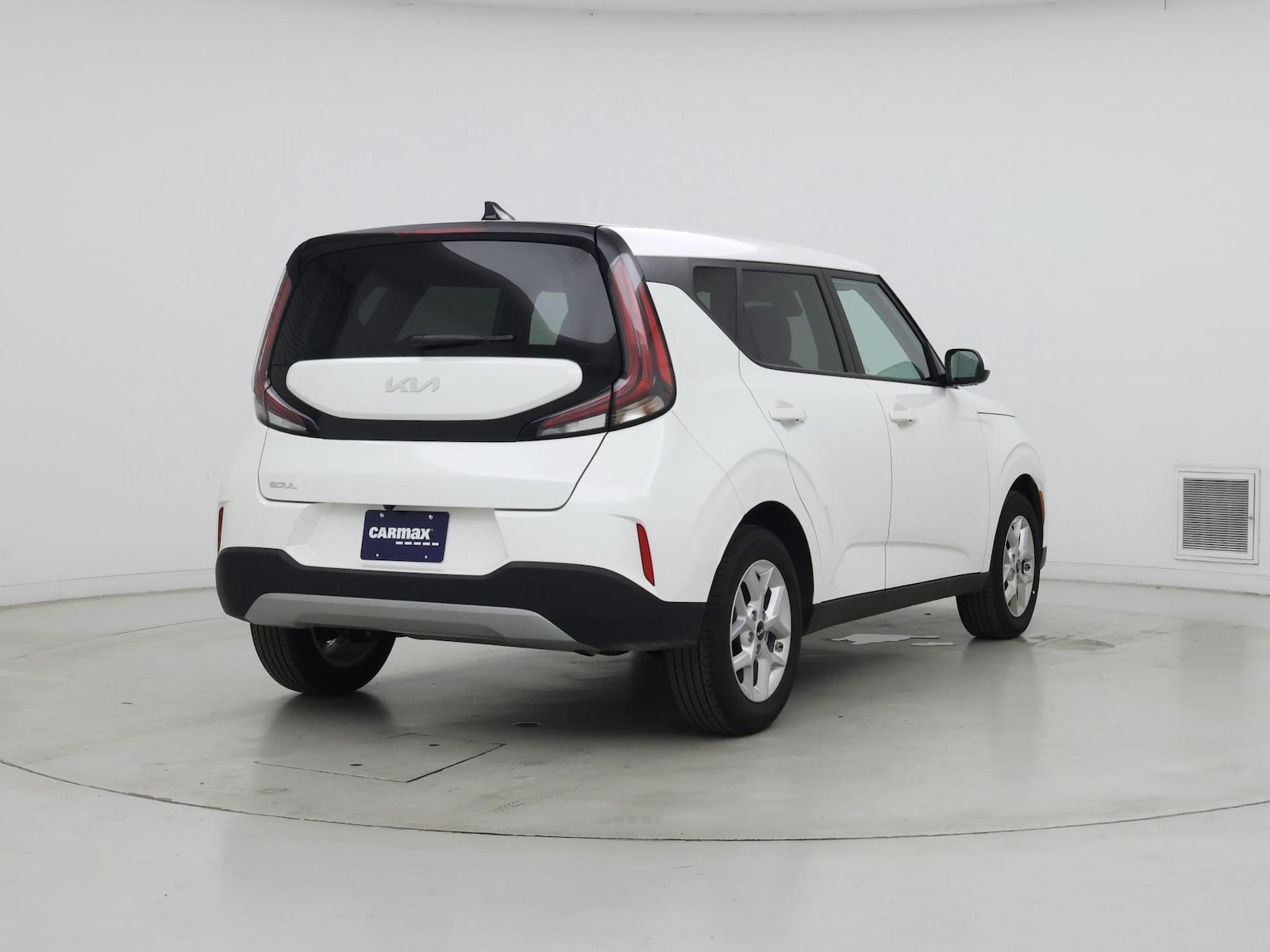 2025 Kia Soul LX - Photo 9