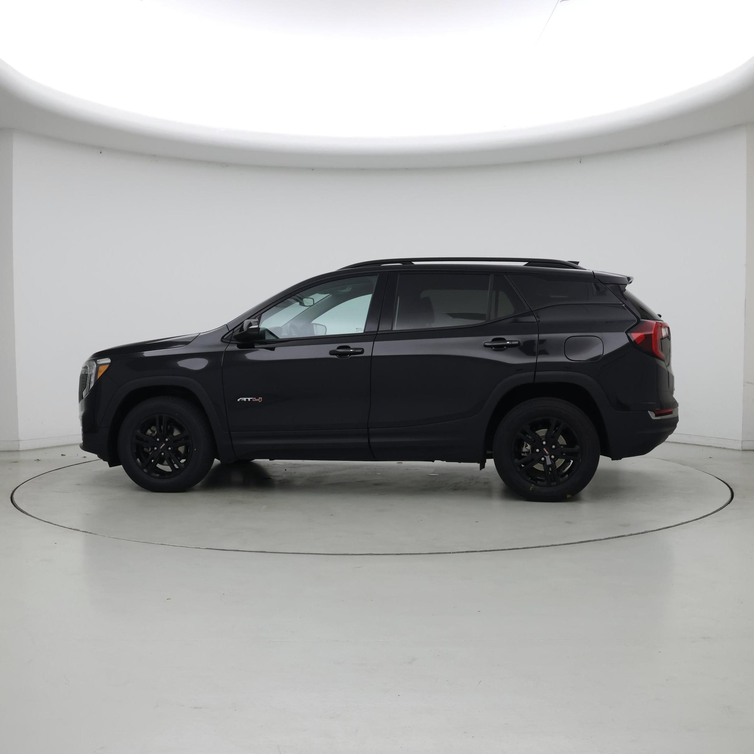 Thumbnail: 2023 GMC Terrain - 3