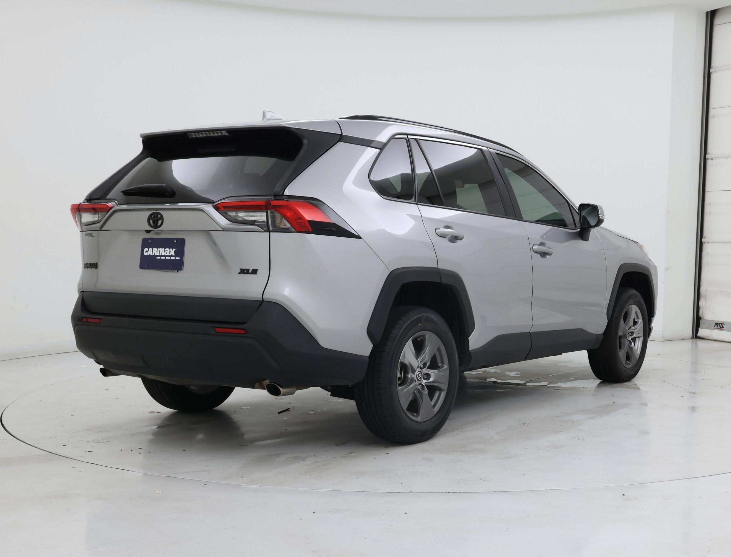 Thumbnail: 2023 Toyota RAV4 - 8