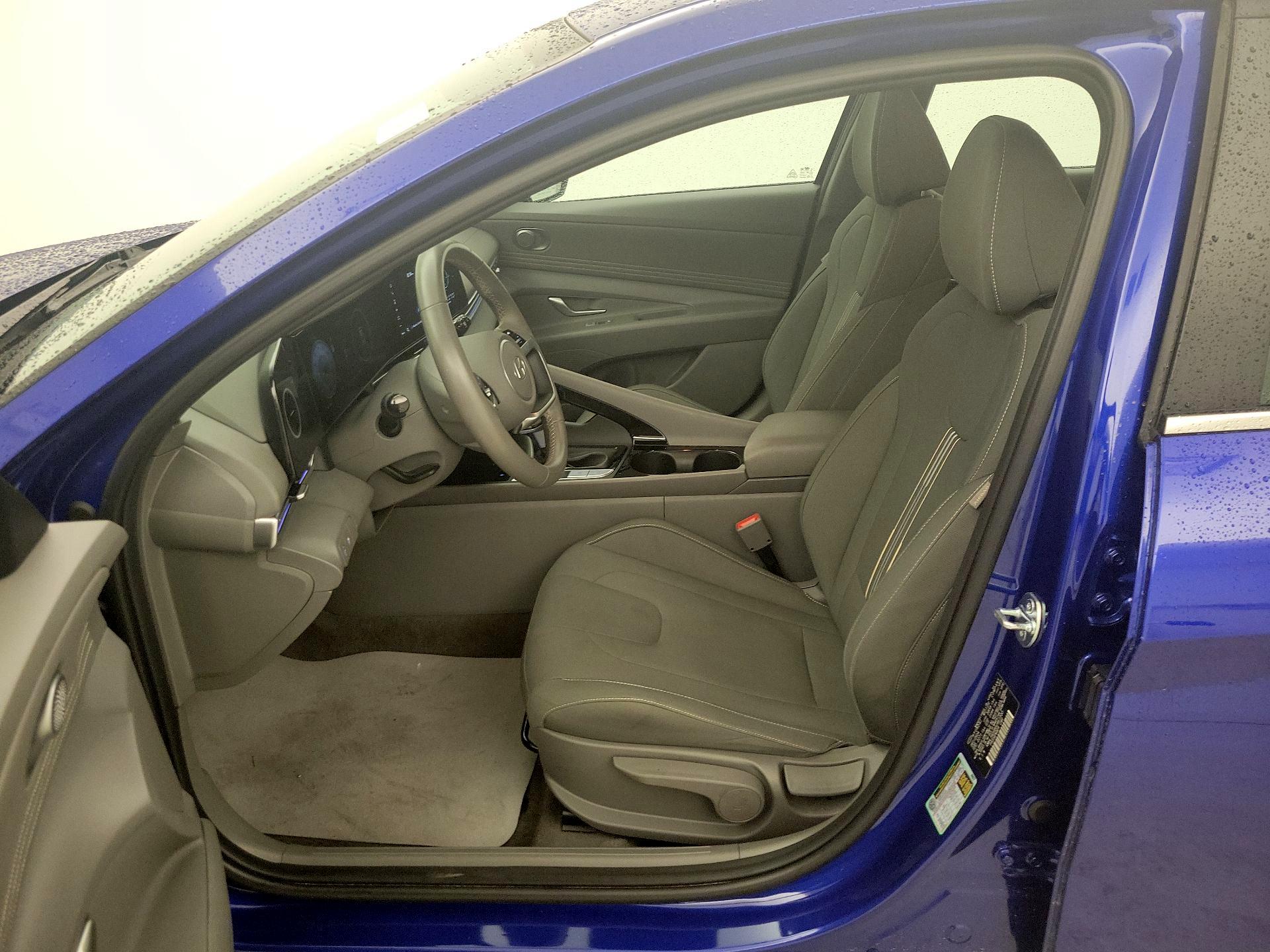 Thumbnail: 2025 Hyundai Elantra - 11