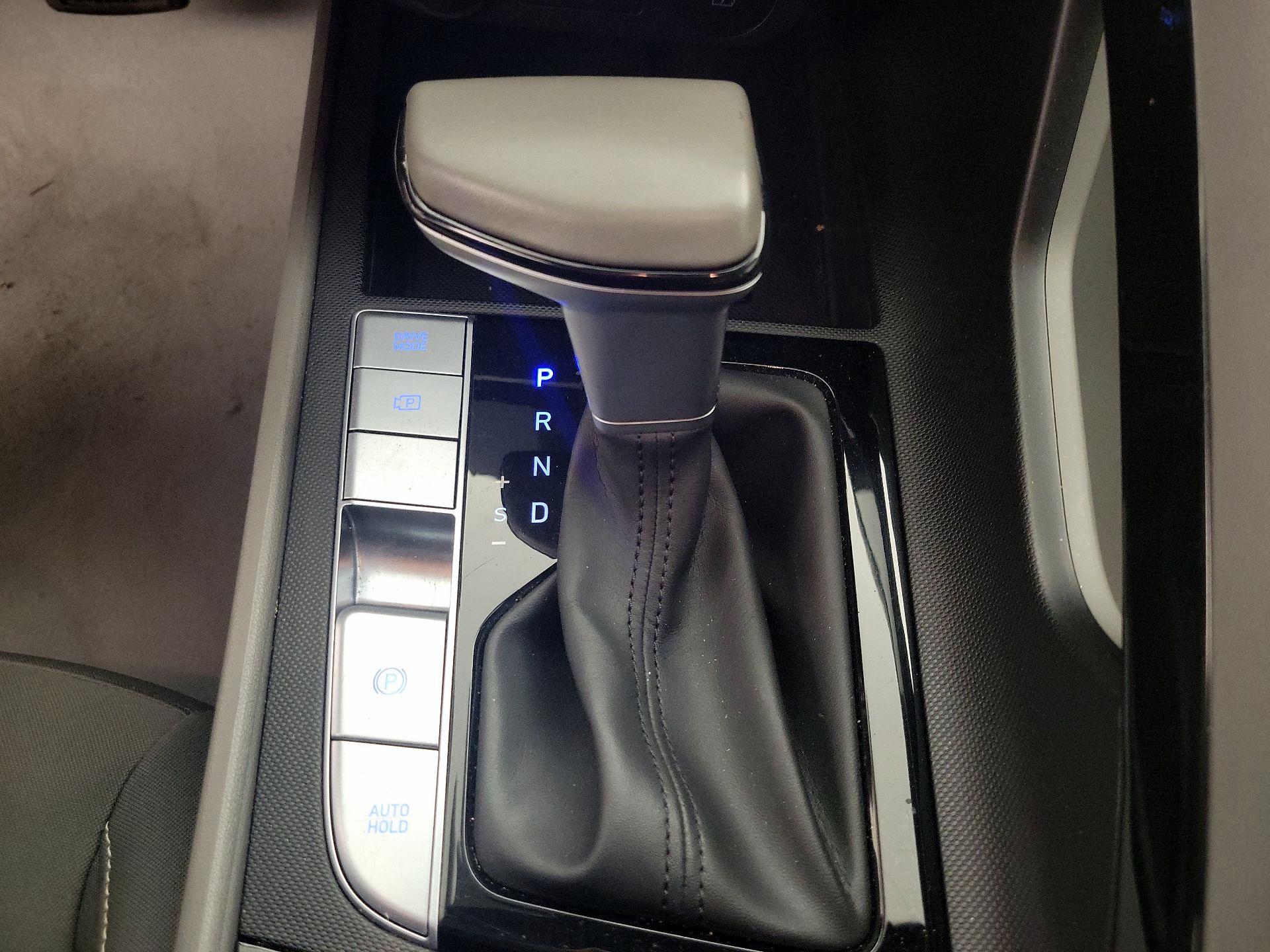 Thumbnail: 2025 Hyundai Elantra - 18
