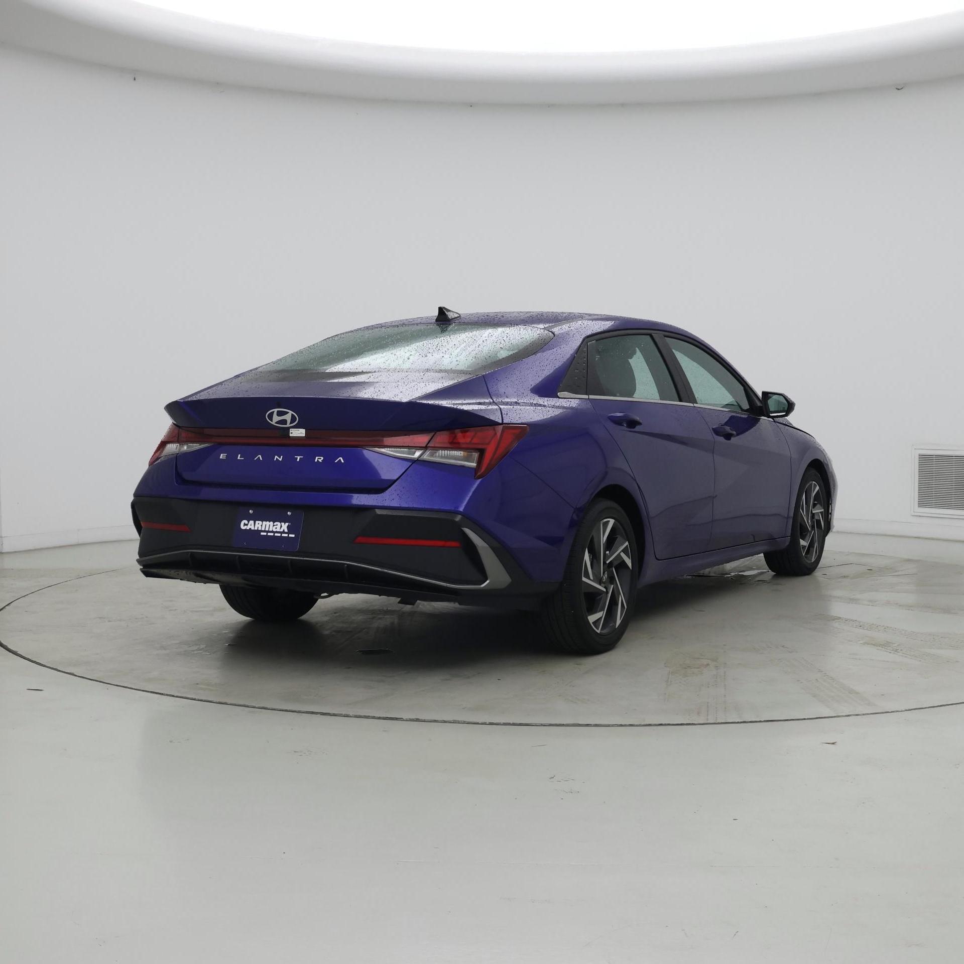 Thumbnail: 2025 Hyundai Elantra - 8