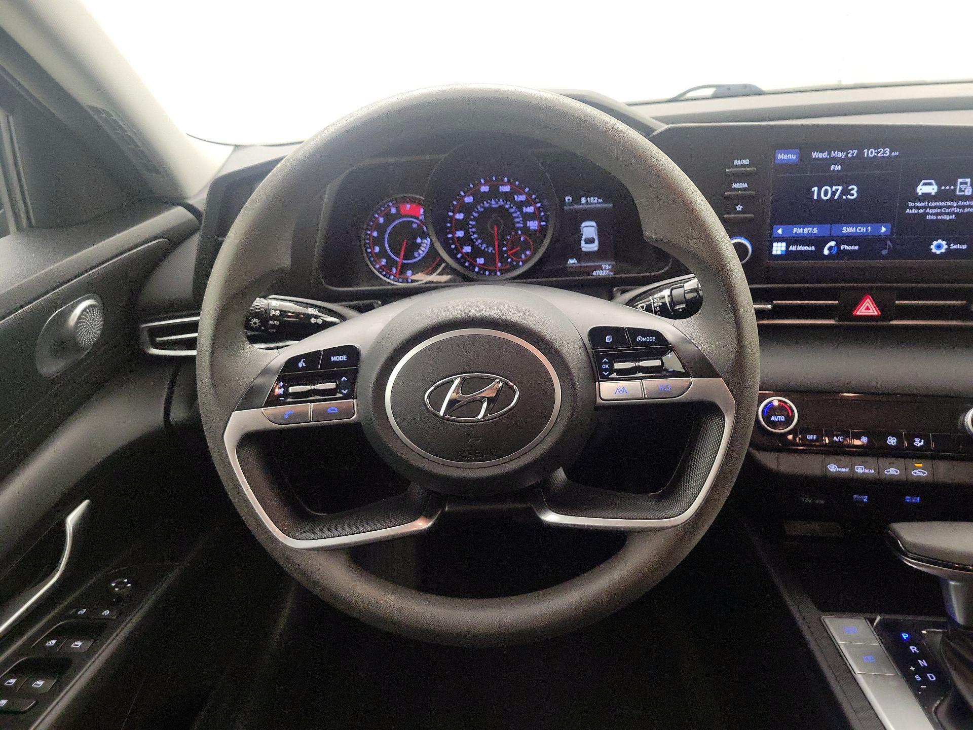 Thumbnail: 2022 Hyundai Elantra - 10