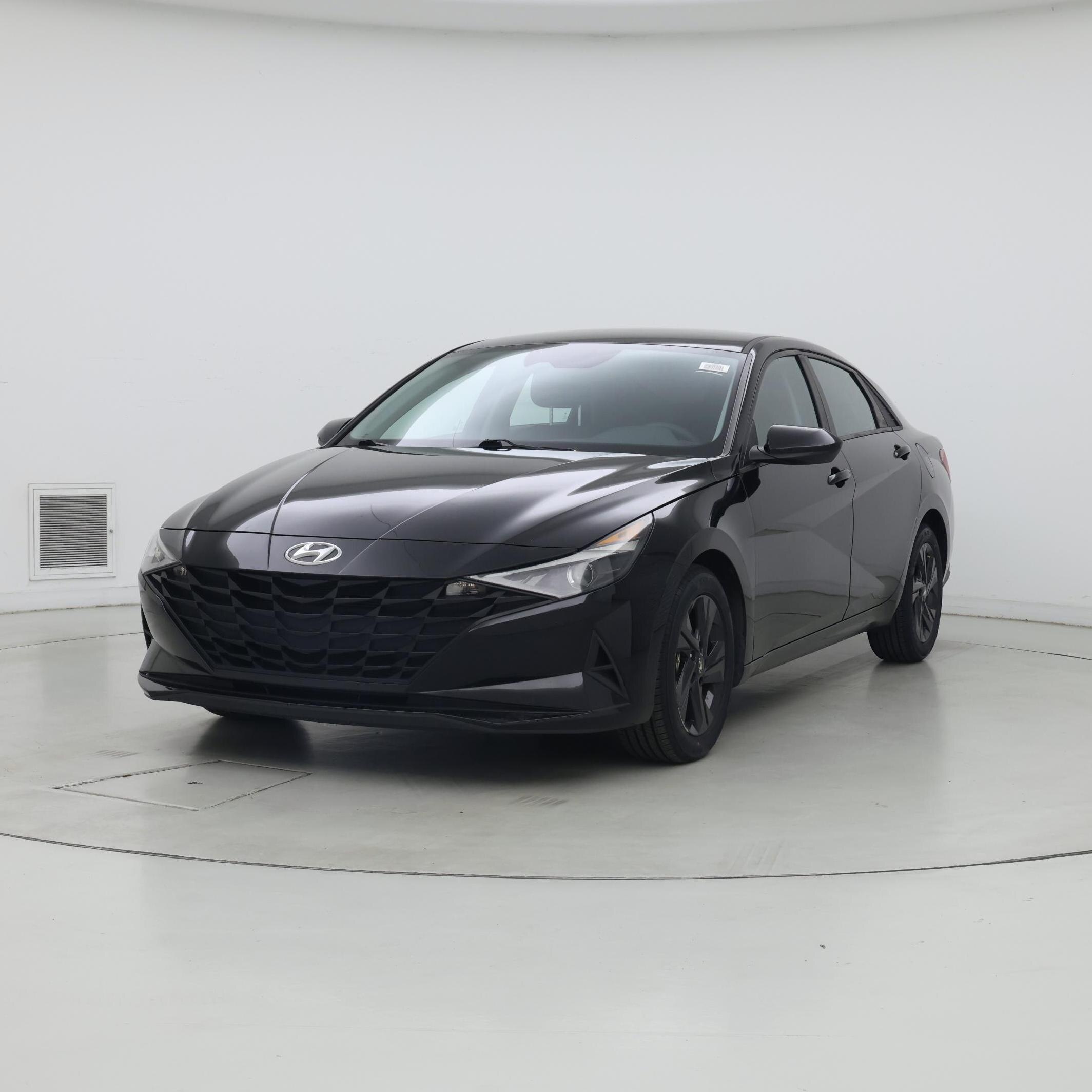 Thumbnail: 2022 Hyundai Elantra - 4