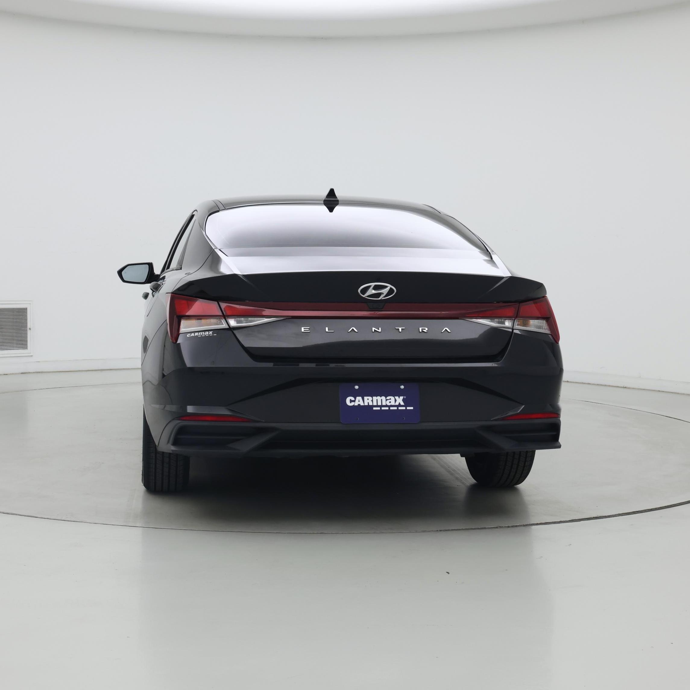 Thumbnail: 2022 Hyundai Elantra - 6