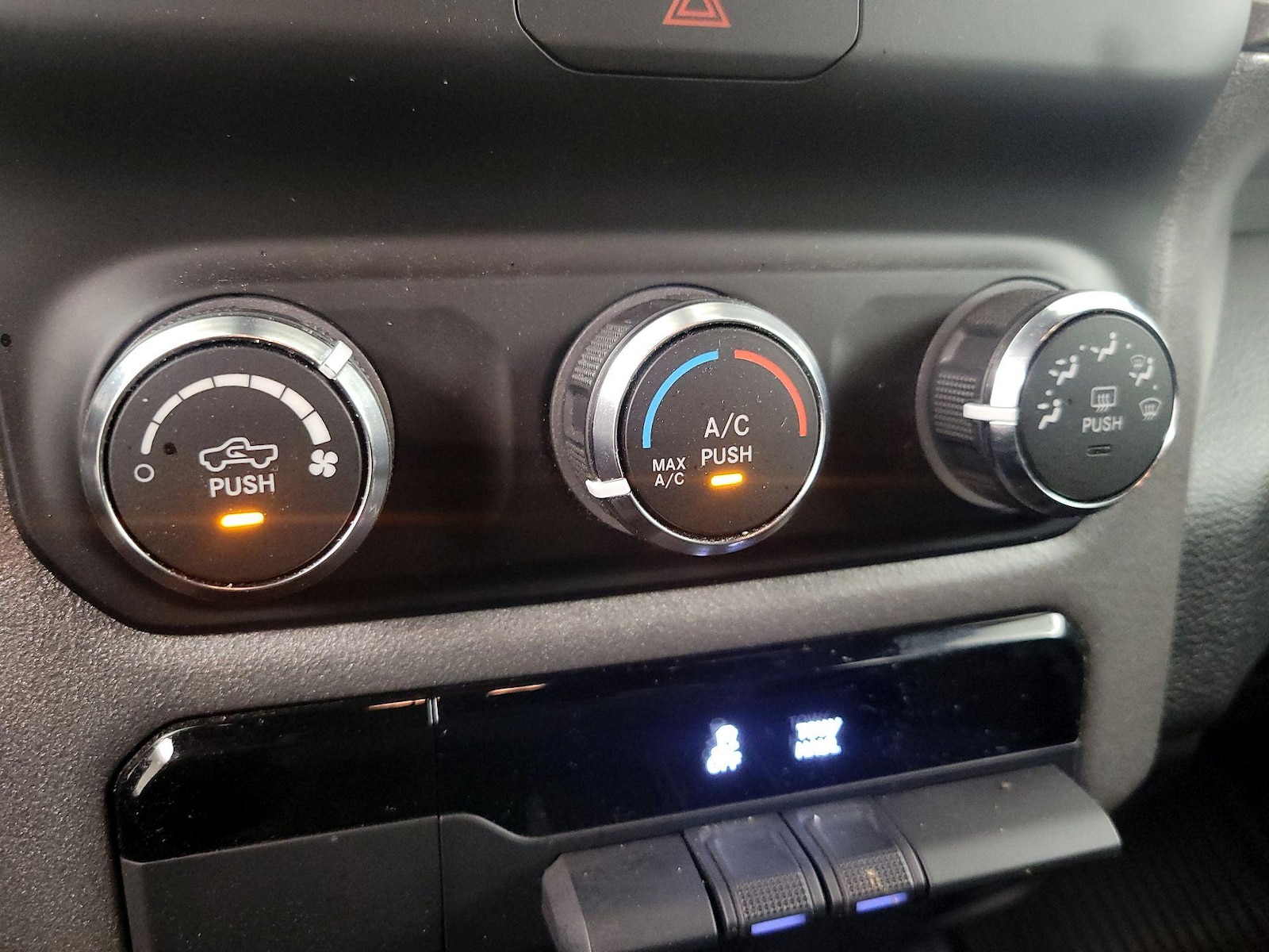 2023 RAM Ram 1500 Pickup Tradesman - Photo 17