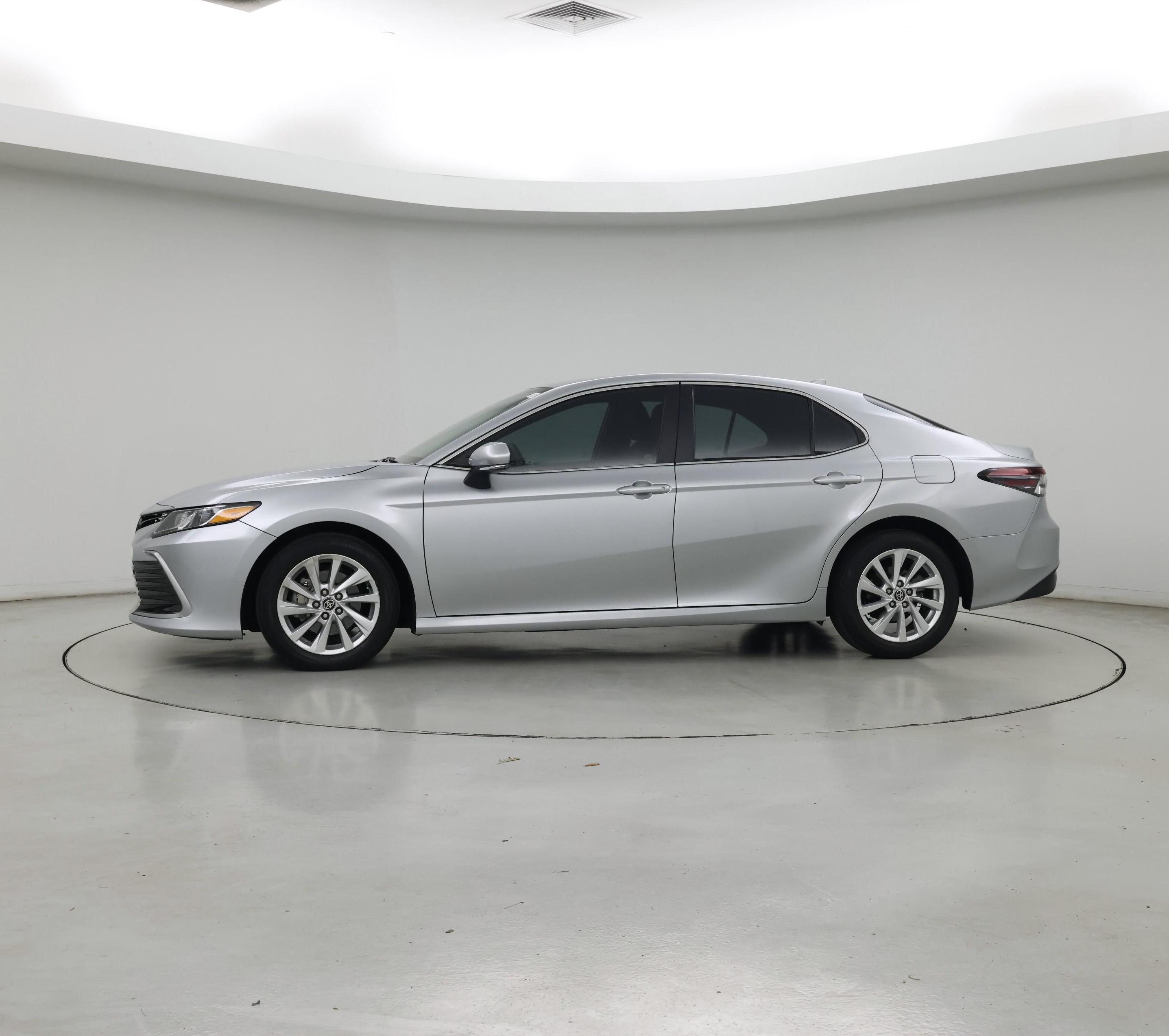 Thumbnail: 2023 Toyota Camry - 3