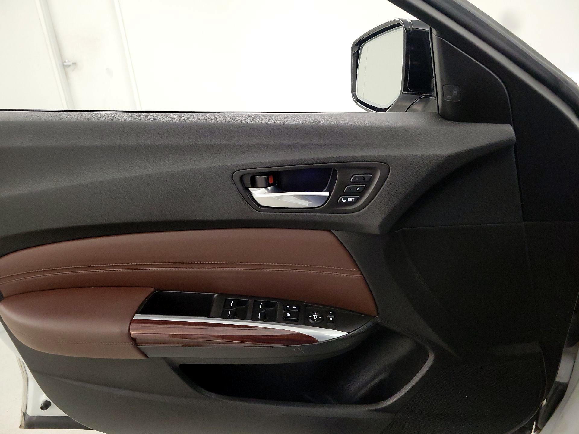 Thumbnail: 2015 Acura TLX - 12