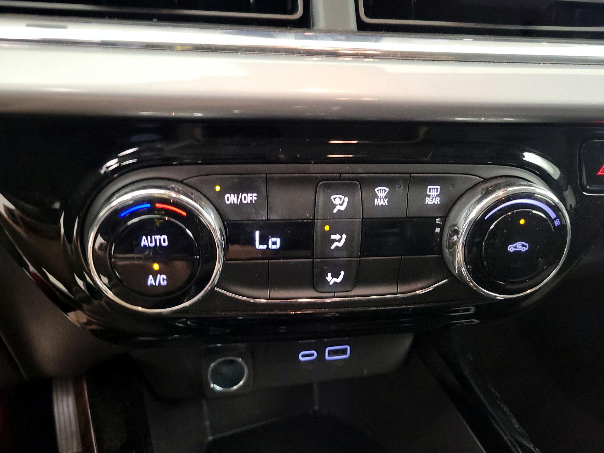 Thumbnail: 2025 Chevrolet Trax - 16