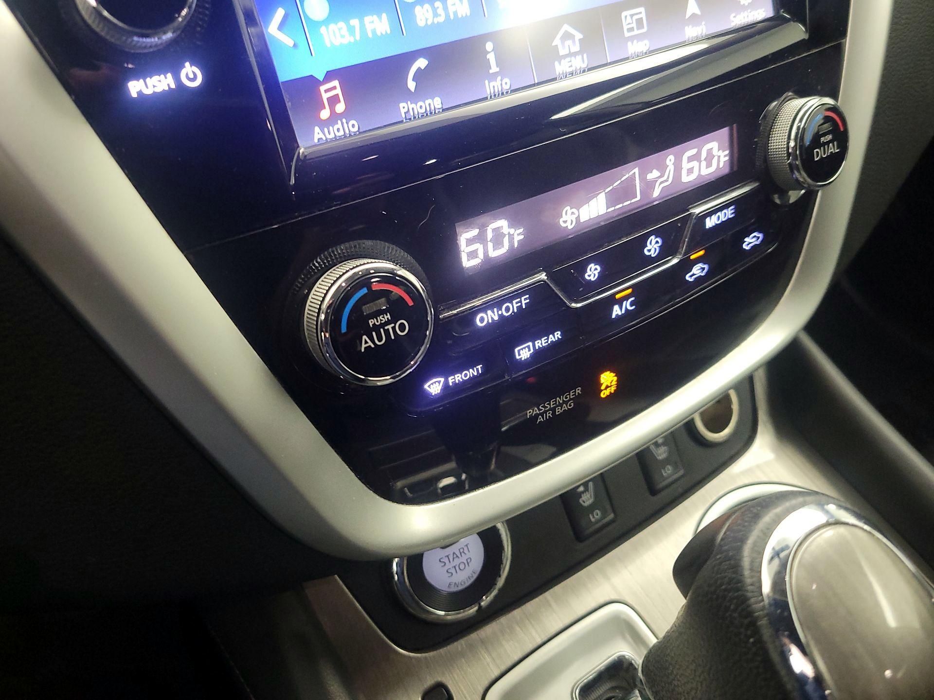 Thumbnail: 2017 Nissan Murano - 17
