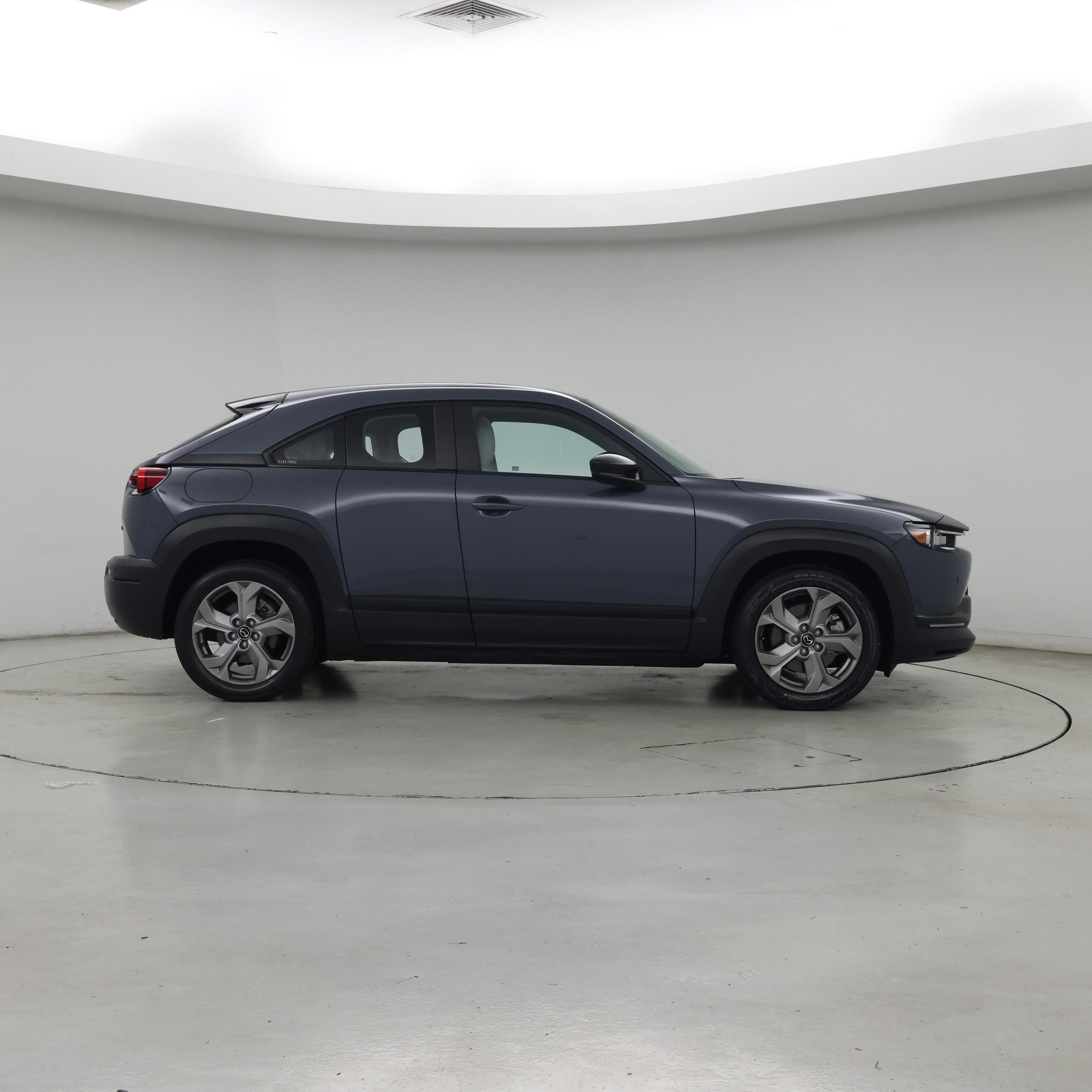 Thumbnail: 2022 Mazda MX-30 - 7