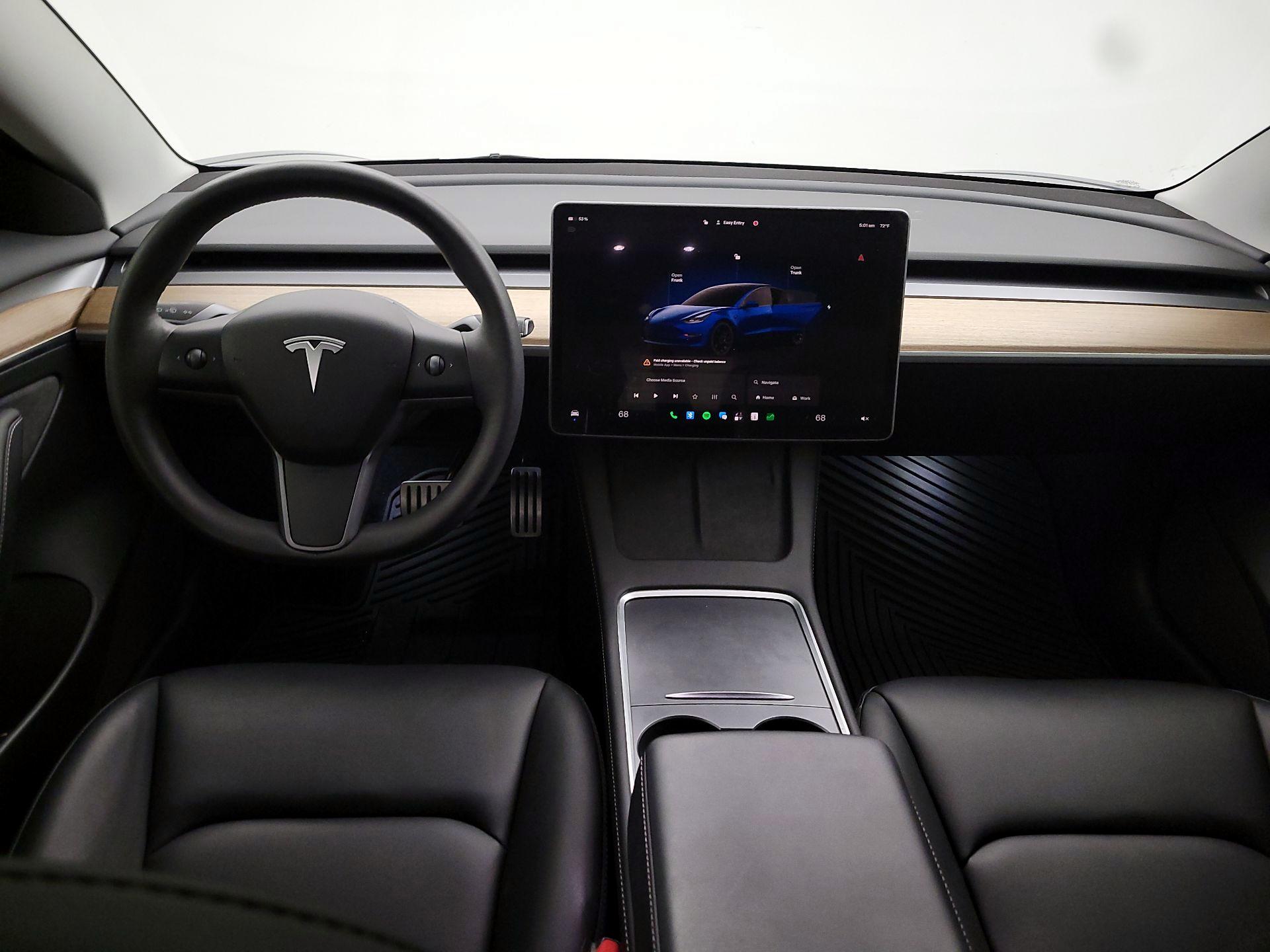 Thumbnail: 2023 Tesla Model 3 - 9