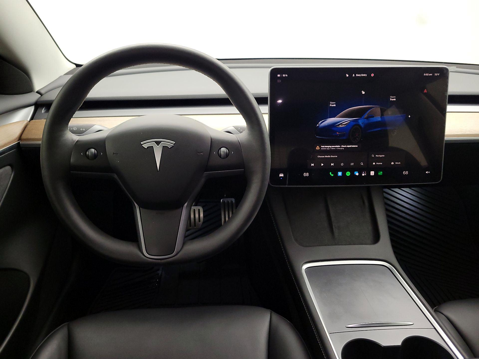 Thumbnail: 2023 Tesla Model 3 - 10