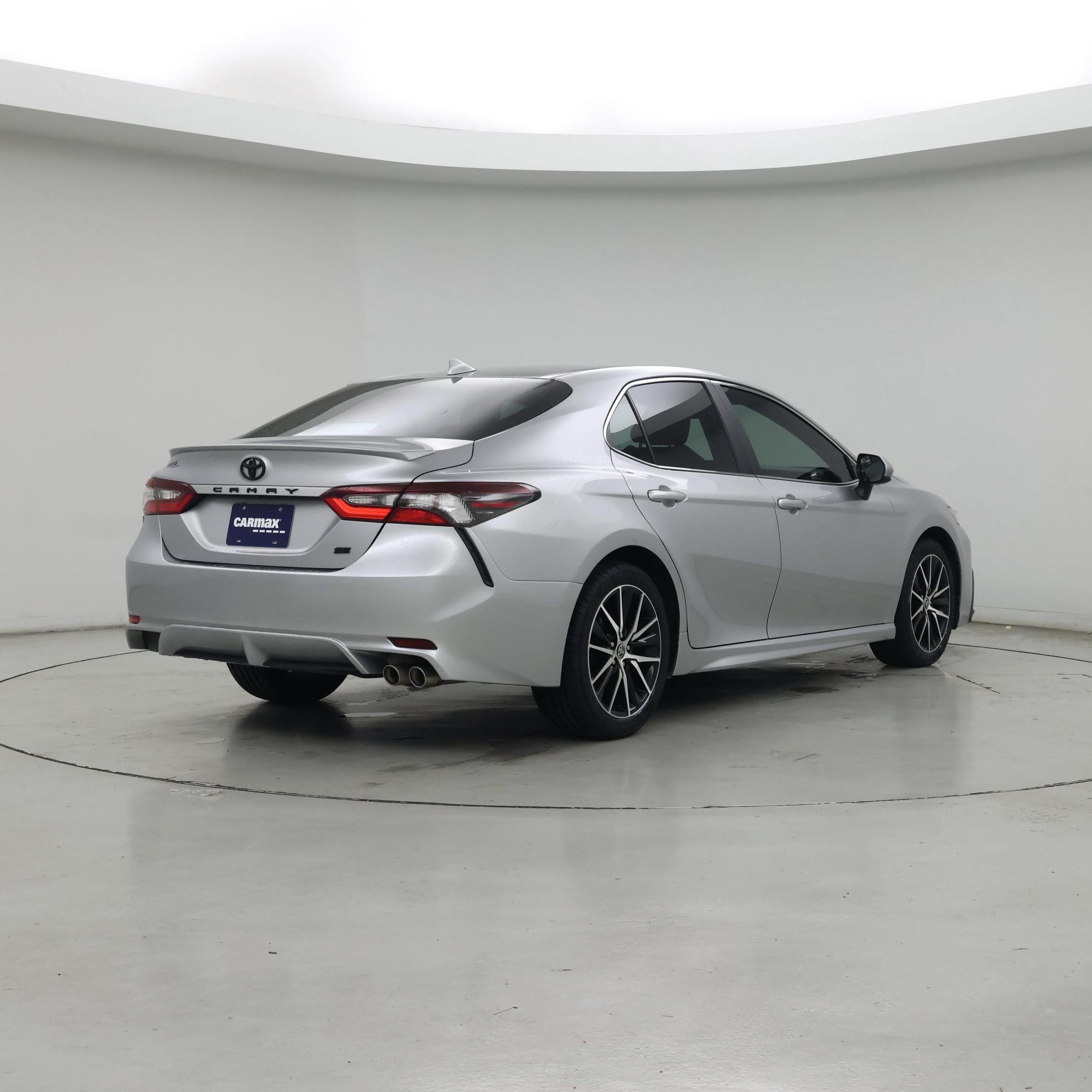 Thumbnail: 2021 Toyota Camry - 8