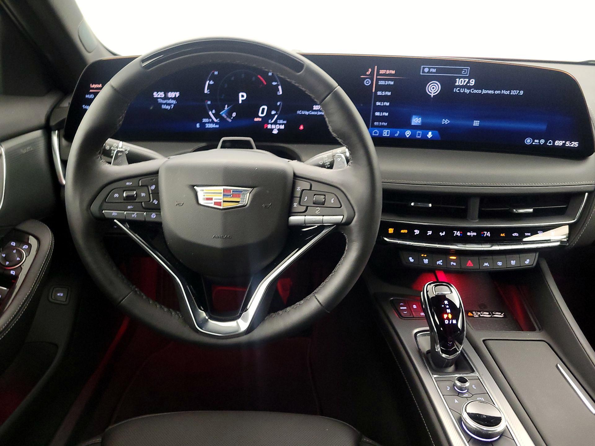Thumbnail: 2025 Cadillac CT5 - 10