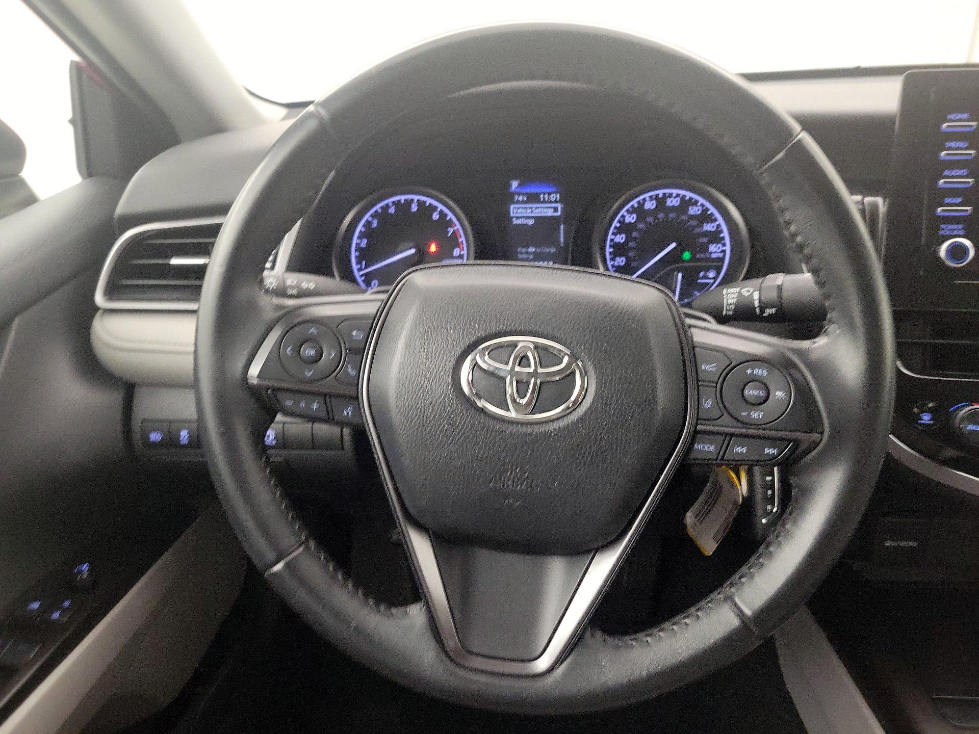 Thumbnail: 2023 Toyota Camry - 10