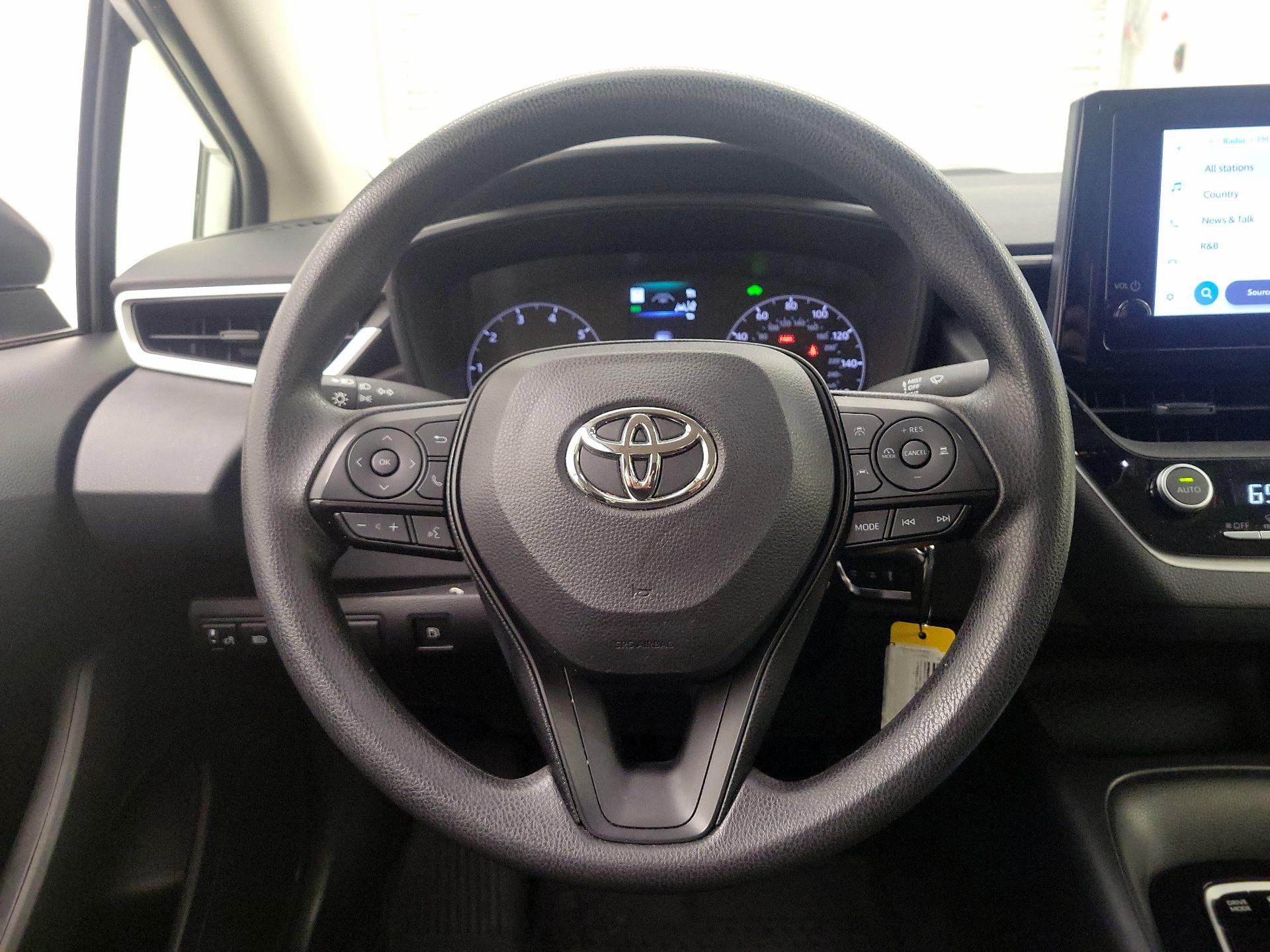 Thumbnail: 2025 Toyota Corolla - 10