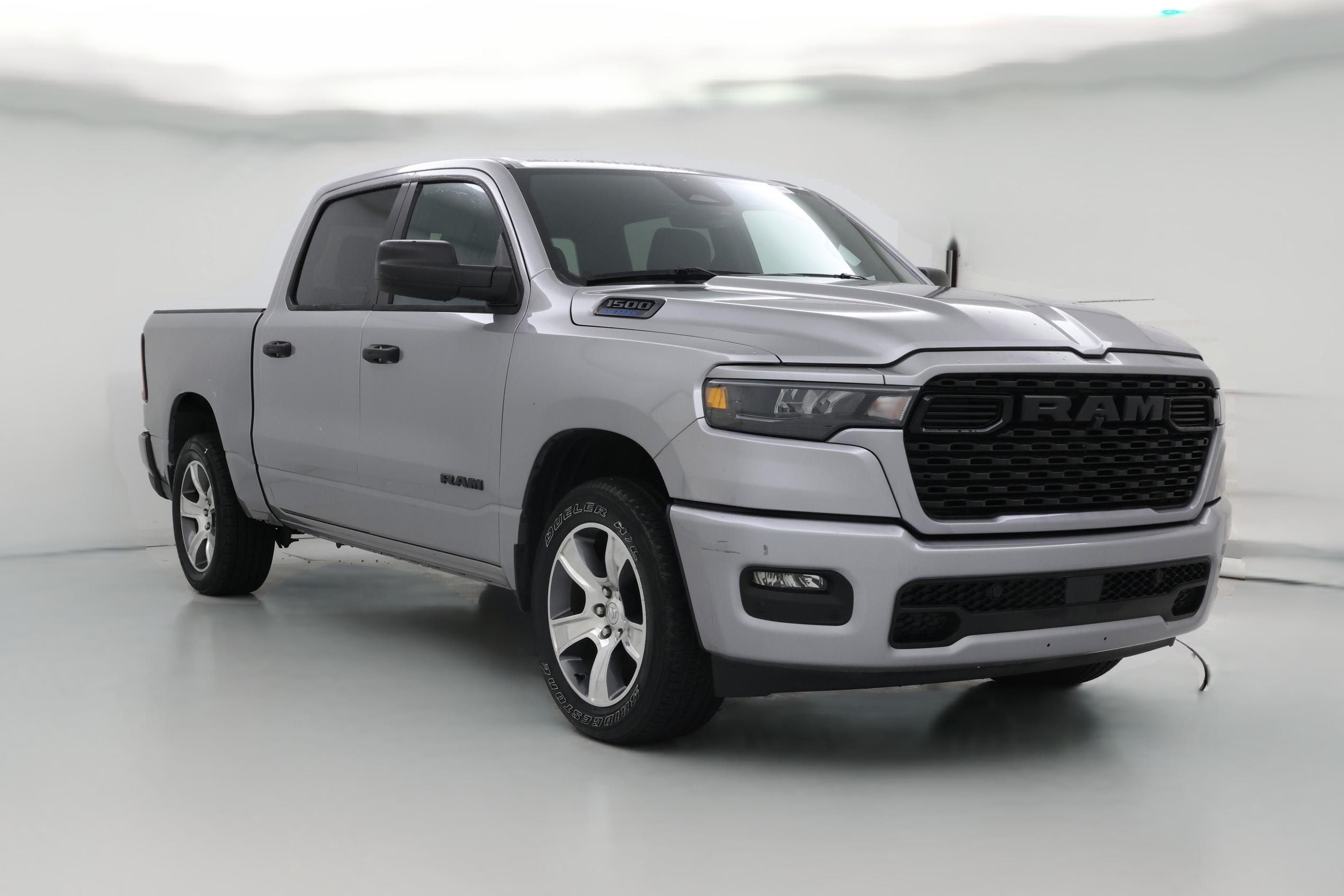 Thumbnail: 2025 RAM 1500 - 1
