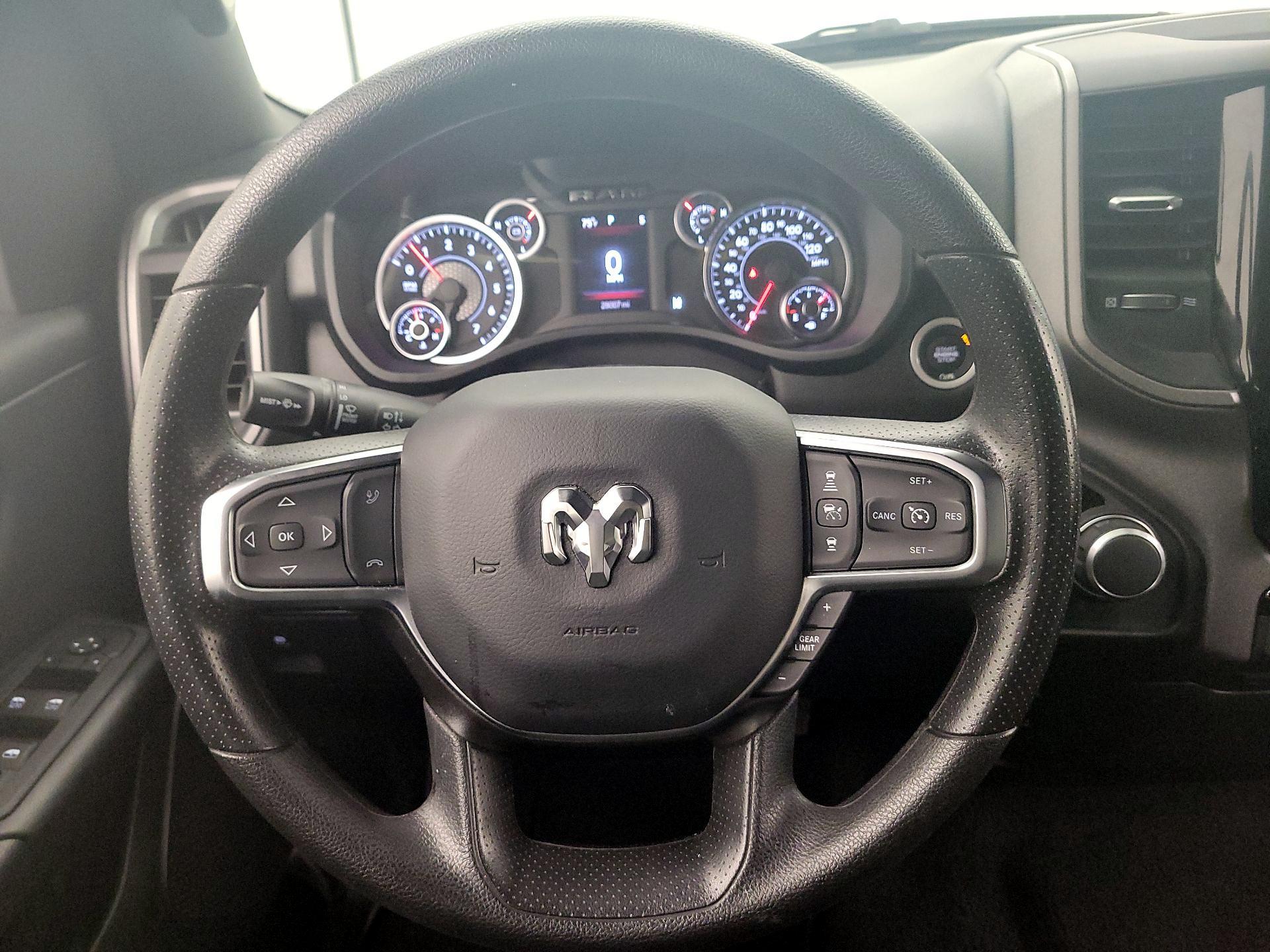 Thumbnail: 2025 RAM 1500 - 10