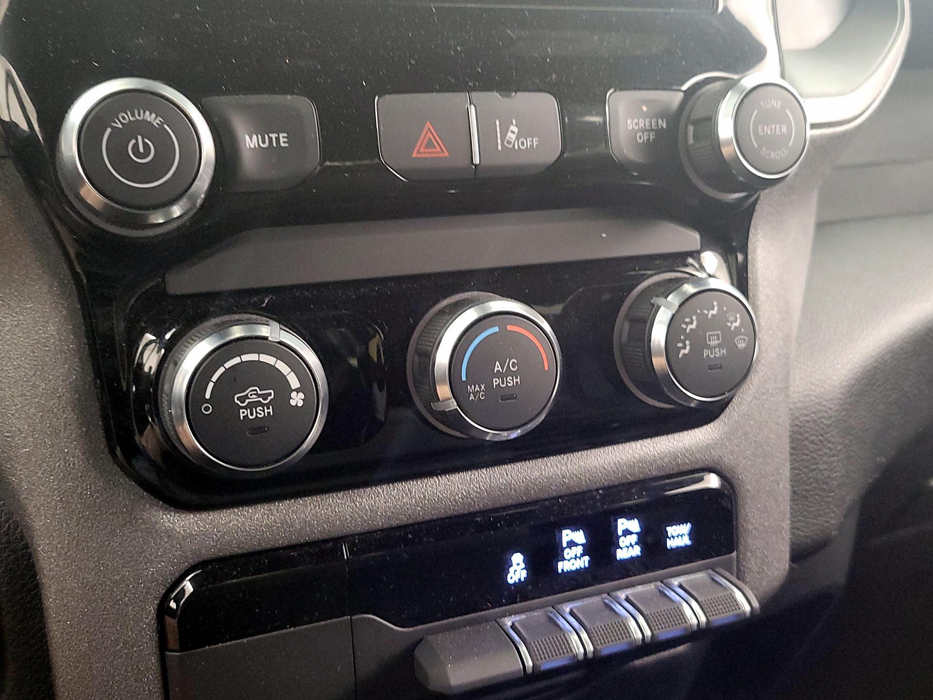 Thumbnail: 2025 RAM 1500 - 16