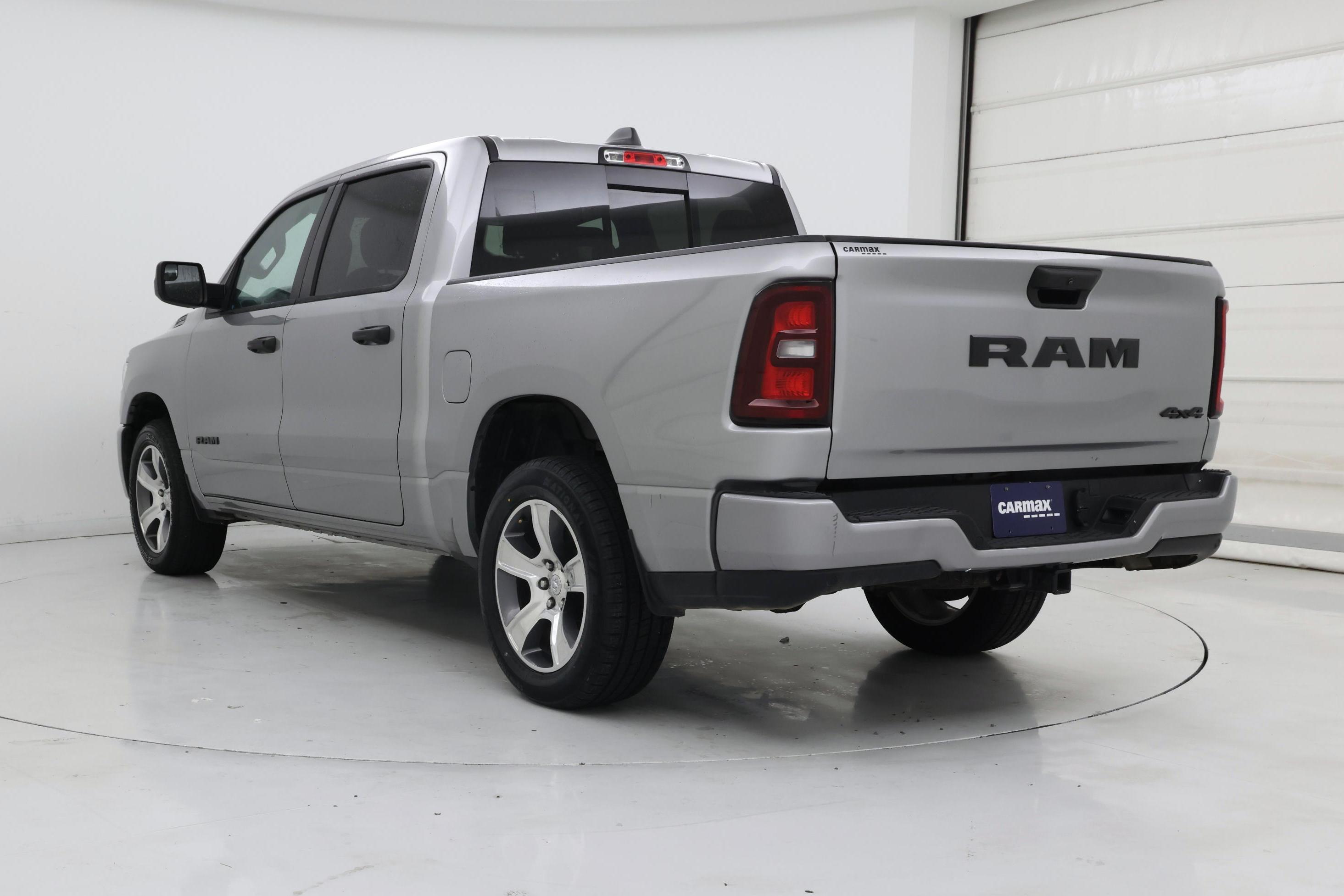 Thumbnail: 2025 RAM 1500 - 2