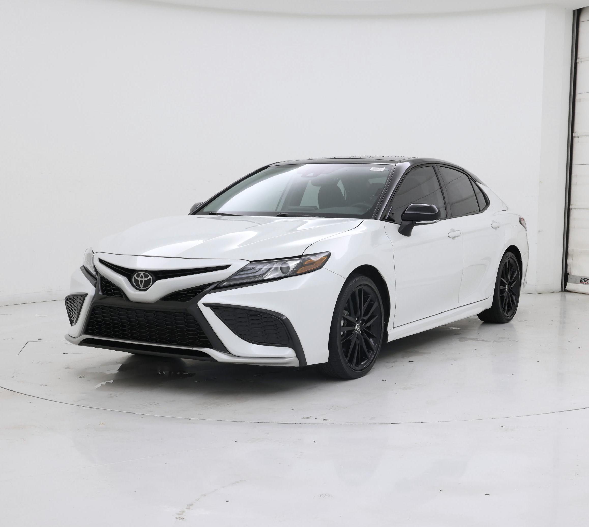 Thumbnail: 2023 Toyota Camry - 4
