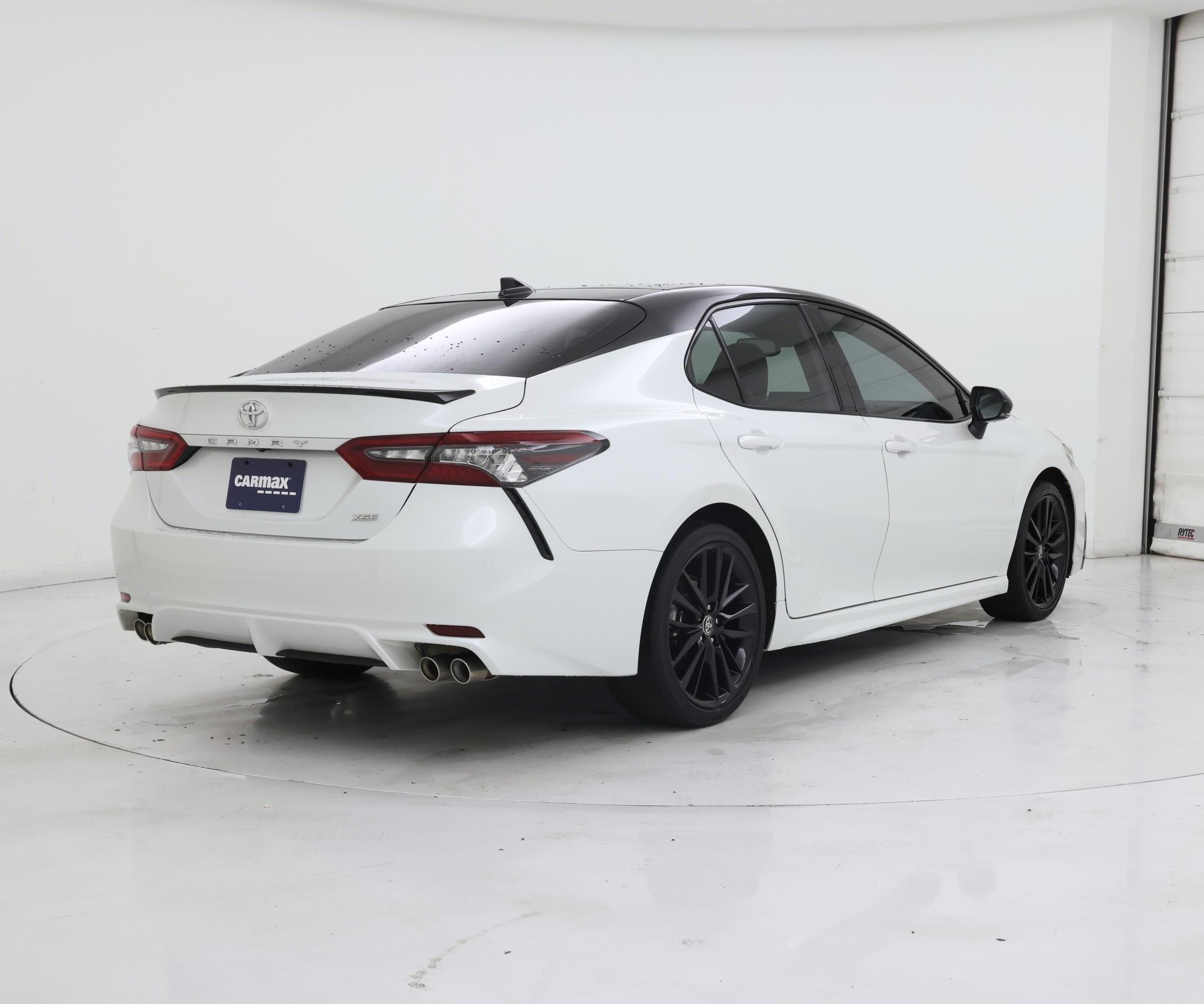 Thumbnail: 2023 Toyota Camry - 8