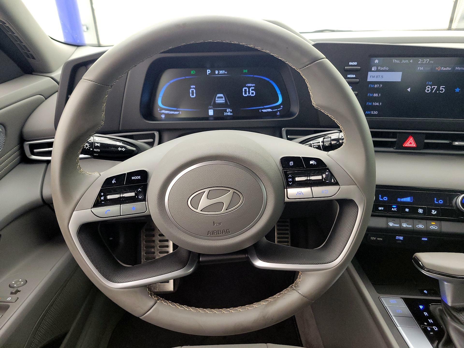 Thumbnail: 2025 Hyundai Elantra - 10