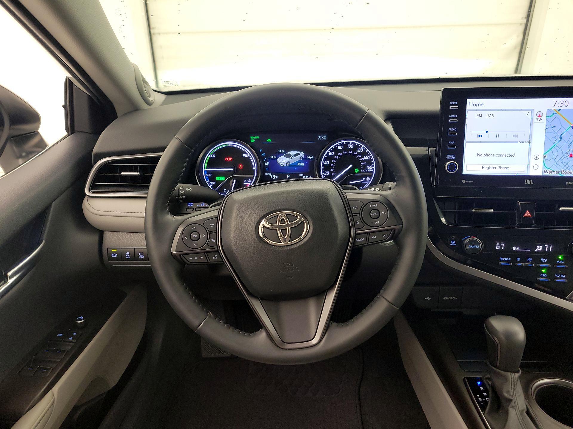 Thumbnail: 2023 Toyota Camry - 10